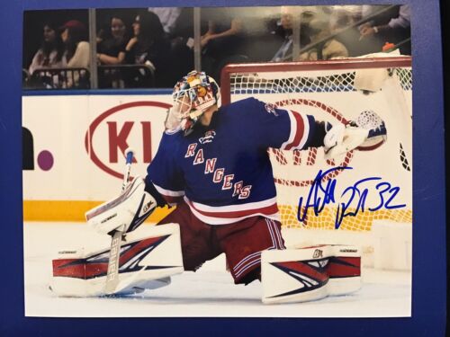 antti-raanta-new-york-rangers-signed-action-autographed-8x10-photo-nhl-chicago