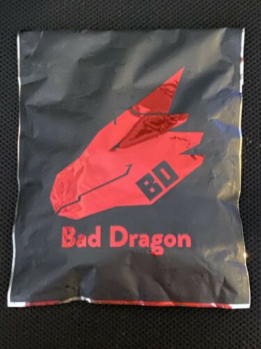 bad-dragon-exxxotica-convention-giveaway-bag-novelty-sex-toys-condom-bd-dildo