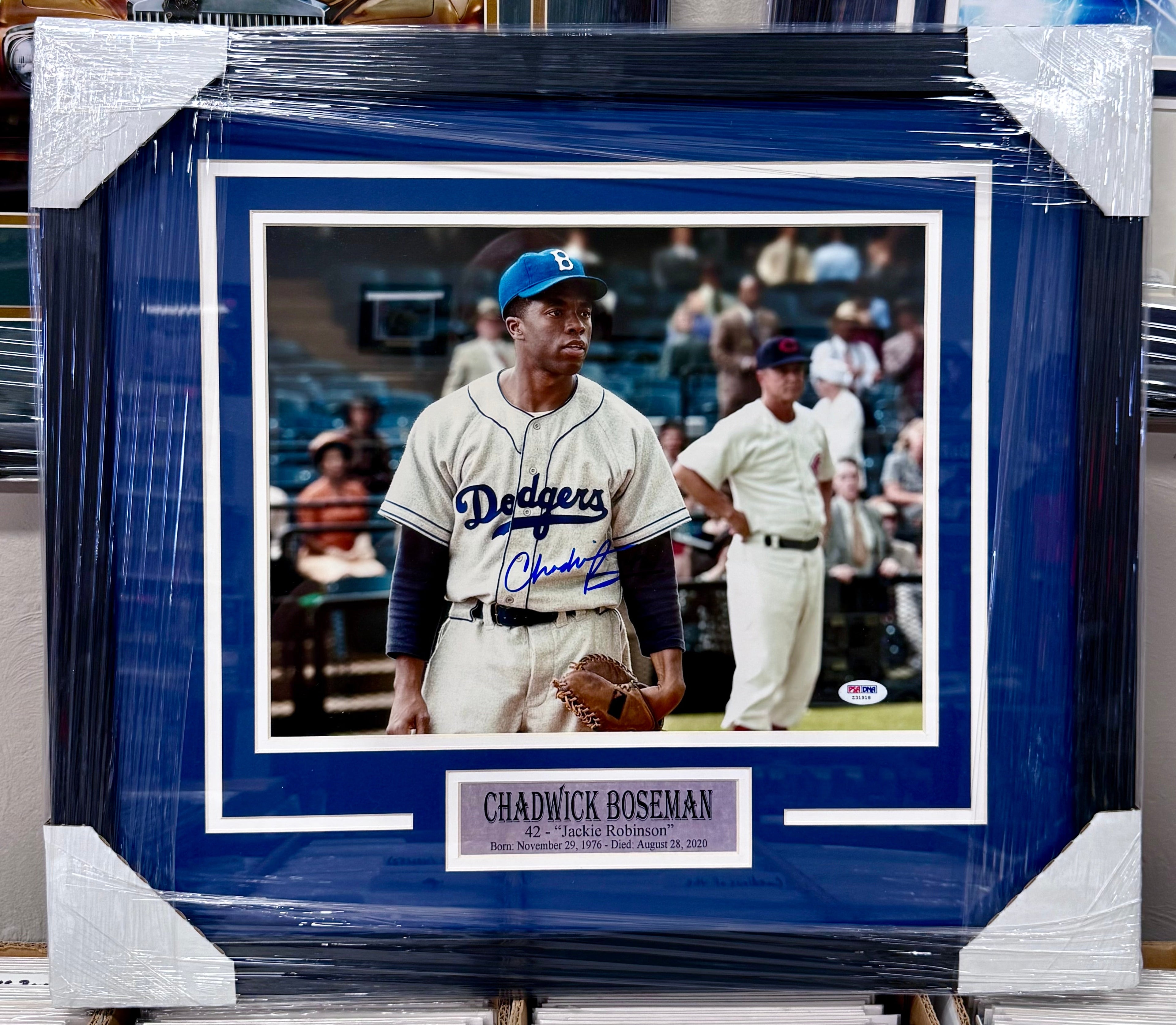 authentic-chadwick-boseman-signed-custom-framed-42-jackie-robinson-11x14-photo-with-psa-dna-coa