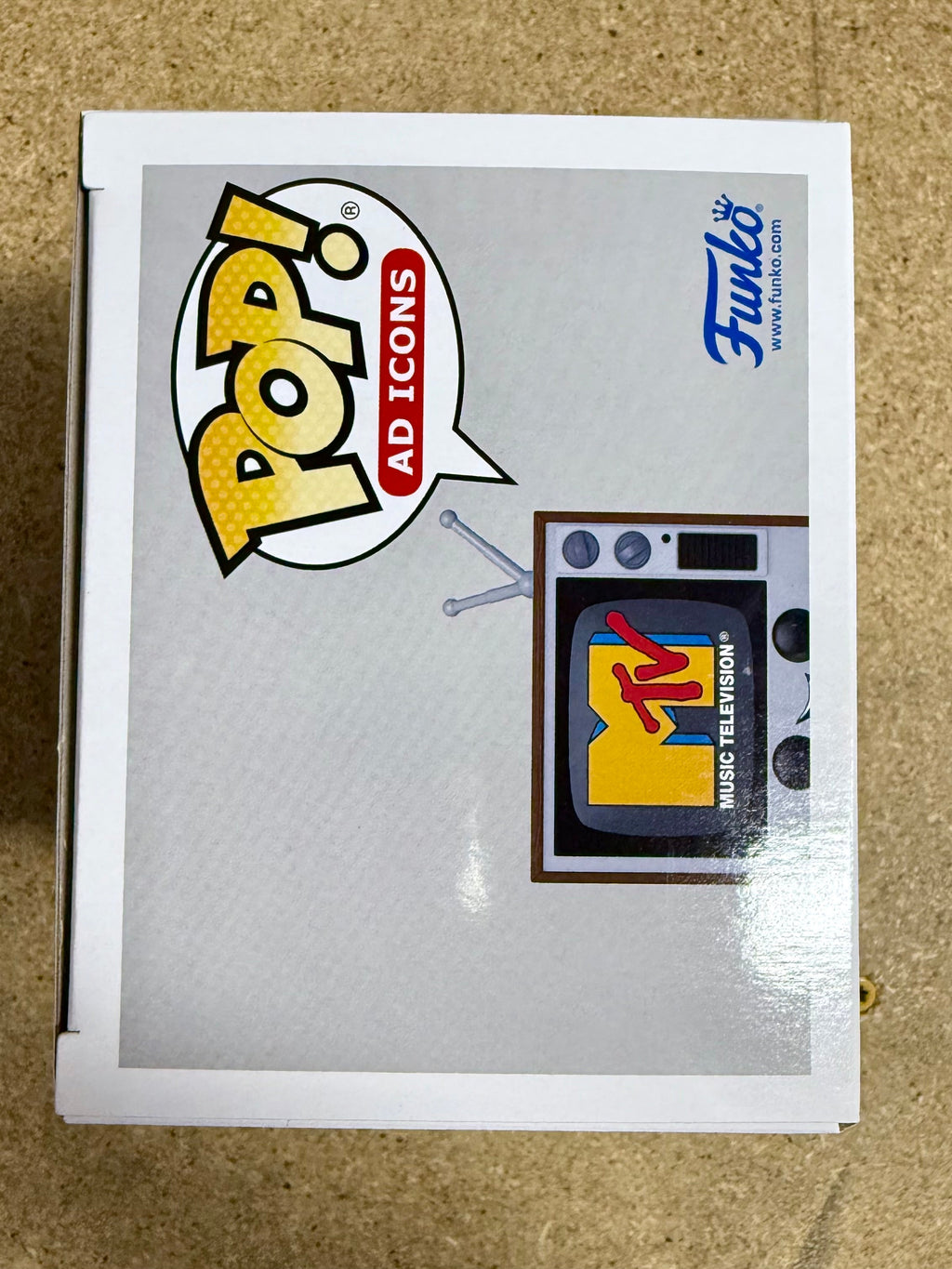 country-rock-musician-vince-gill-signed-2024-mtv-funko-pop-236-with-jsa-coa