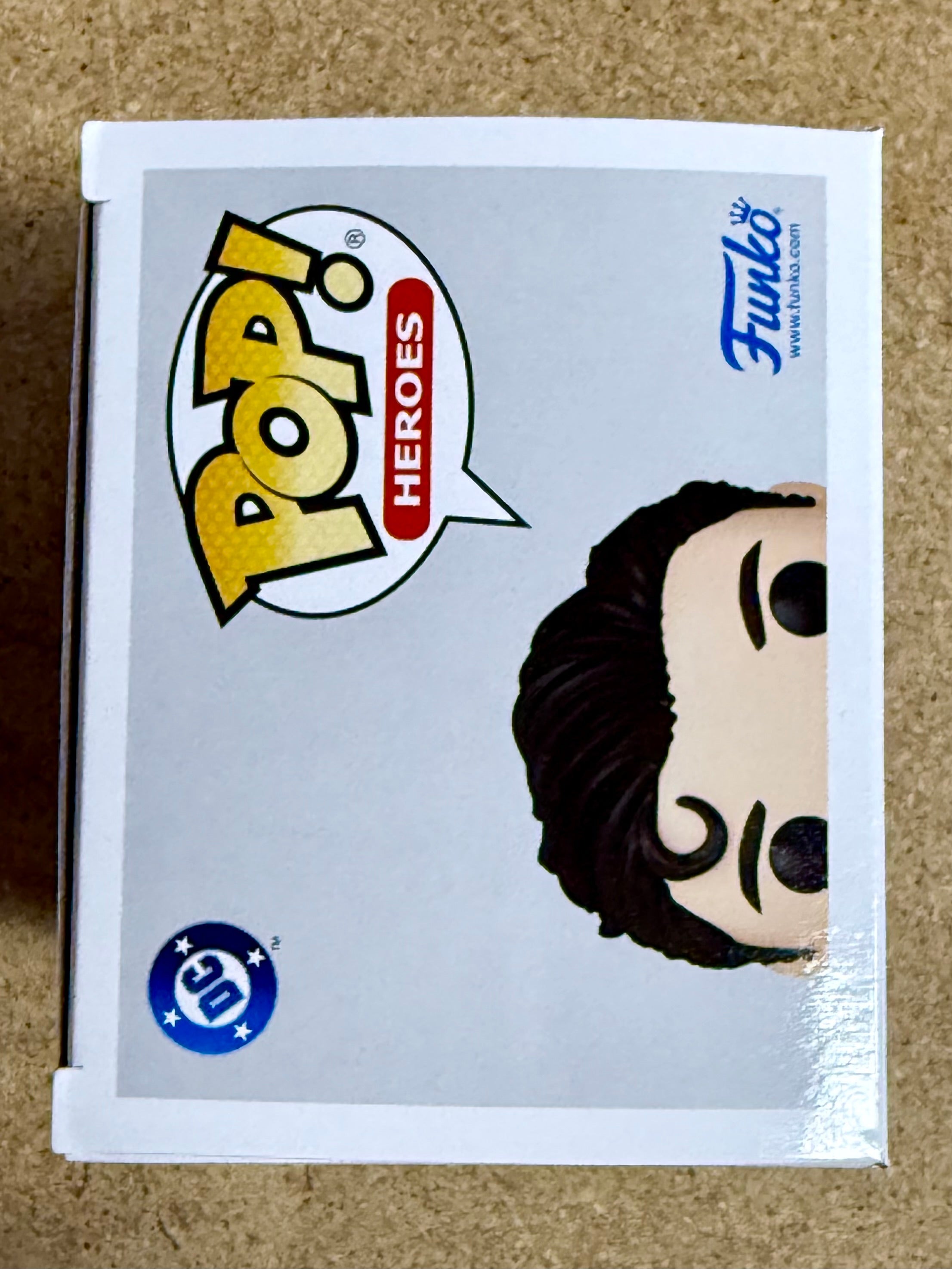 director-james-gunn-signed-funko-pop-dc-heroes-superman-562-2025-with-jsa-coa