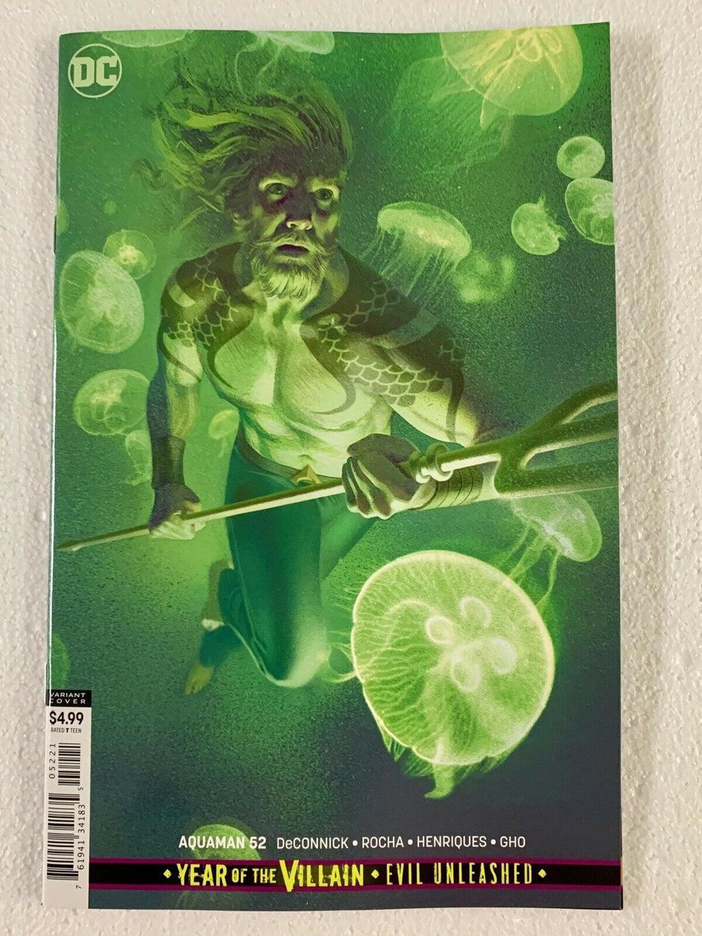aquaman-52-joshua-middleton-card-stock-cover-b-variant-yotv-dc-comics-2019