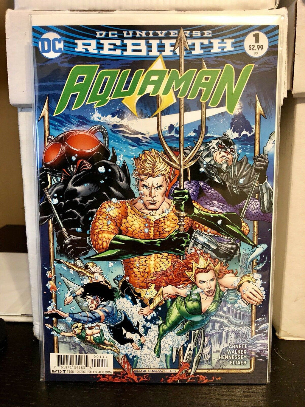aquaman-1-andrew-hennessy-cover-dc-rebirth-comic-book-first-print-nm