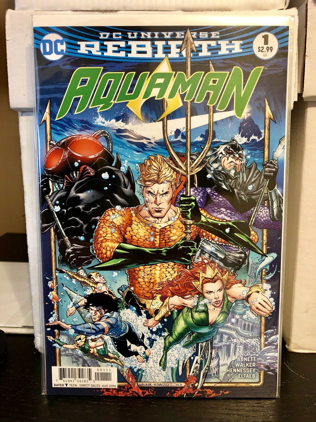 aquaman-1-andrew-hennessy-cover-dc-rebirth-comic-book-first-print-nm