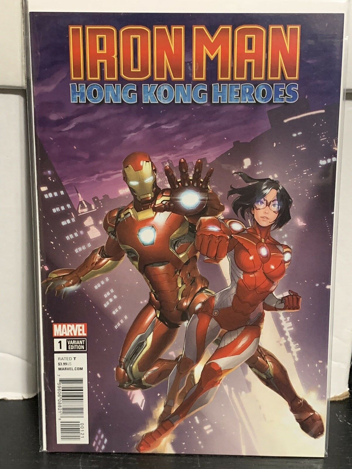IRON MAN HONG KONG HEROES #1 HYUK  LIM VARIANT MARVEL DISNEY COMICS