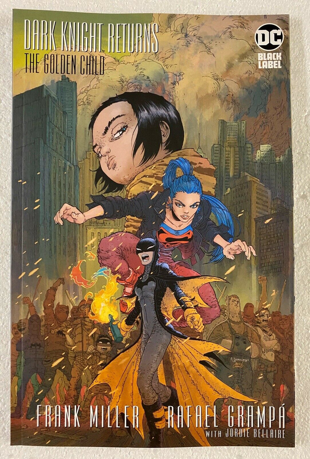 dark-knight-returns-the-golden-child-1-rafael-grampa-cover-a-2019-dc-black