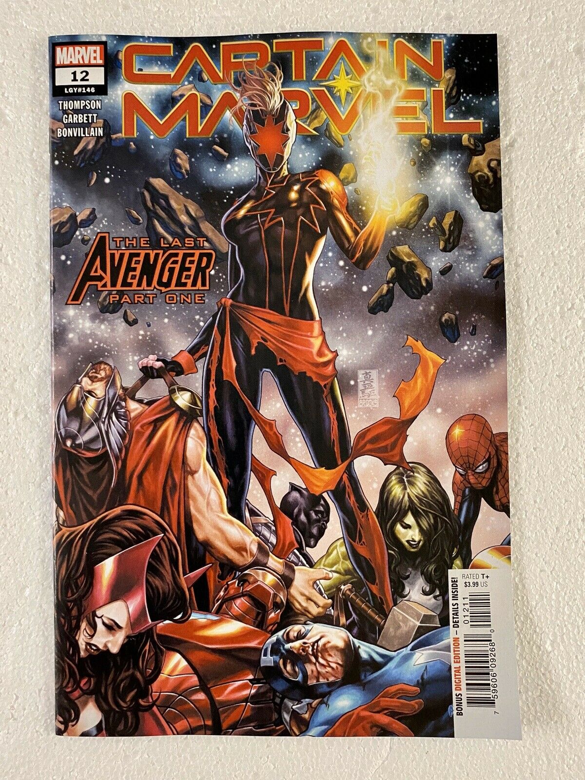 captain-marvel-12-mark-brooks-first-app-of-dark-captain-marvel-and-supreme-vox