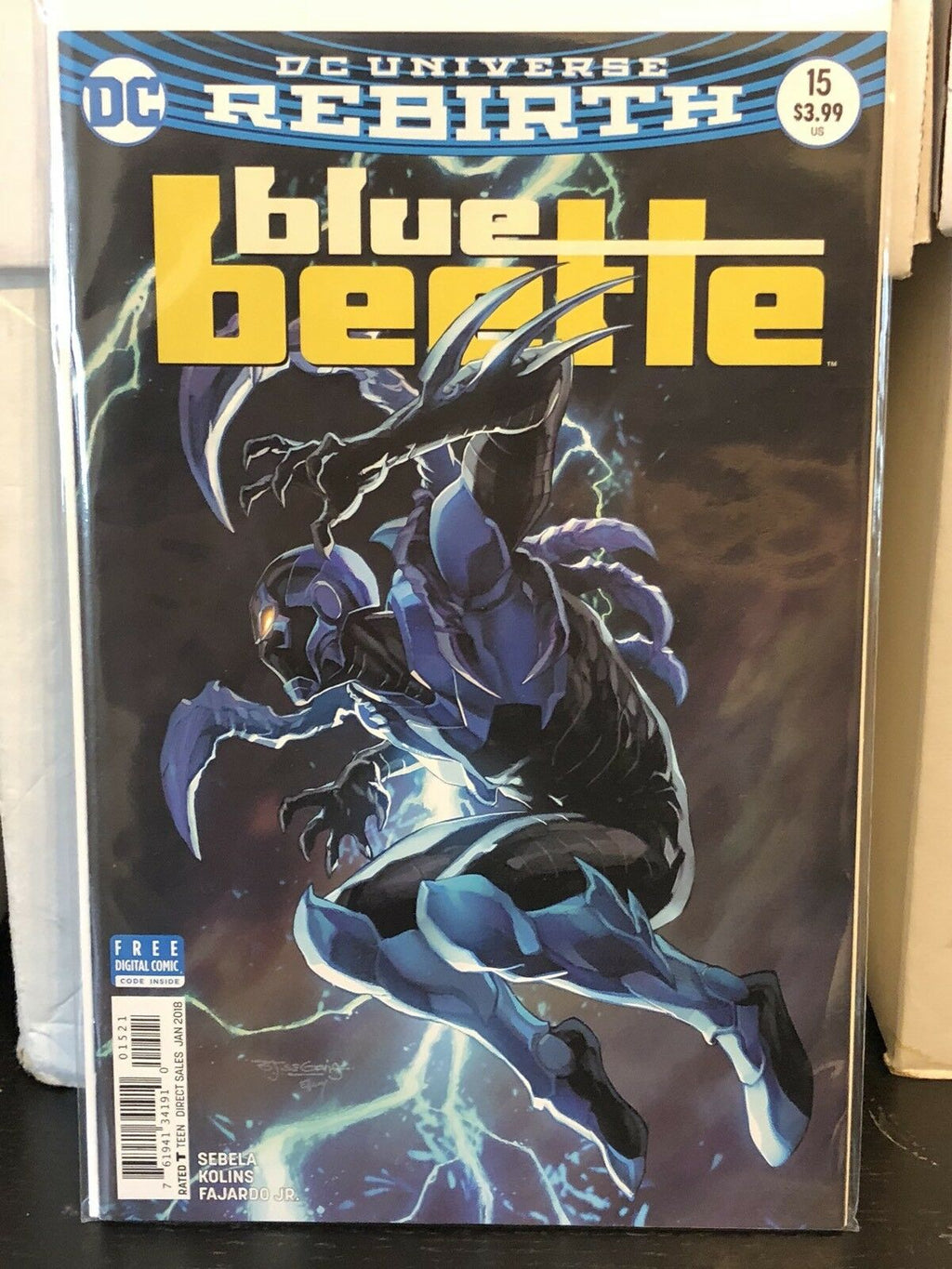 blue-beetle-15-cover-b-segovia-variant-dc-comics-rebirth