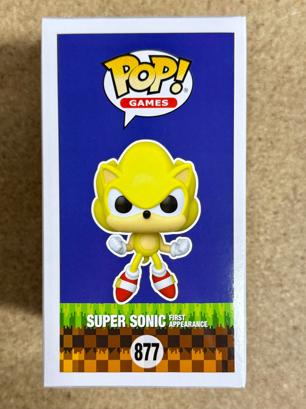 Funko Pop! Games Glow Super Sonic First Appearance #877 SDCC 2022 Official Sticker Con Exclusive