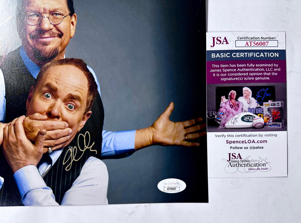 Penn & Teller Signed Entertainer Comedy Vegas Magician 8x10 Photo With JSA COA