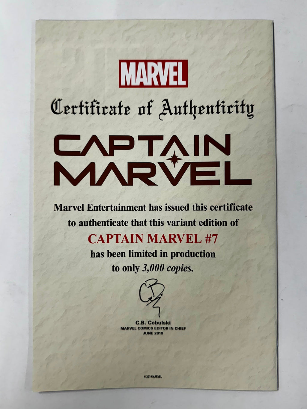 captain-marvel-7-j-scott-campbell-glow-in-the-dark-sdcc-2019-variant-gitd