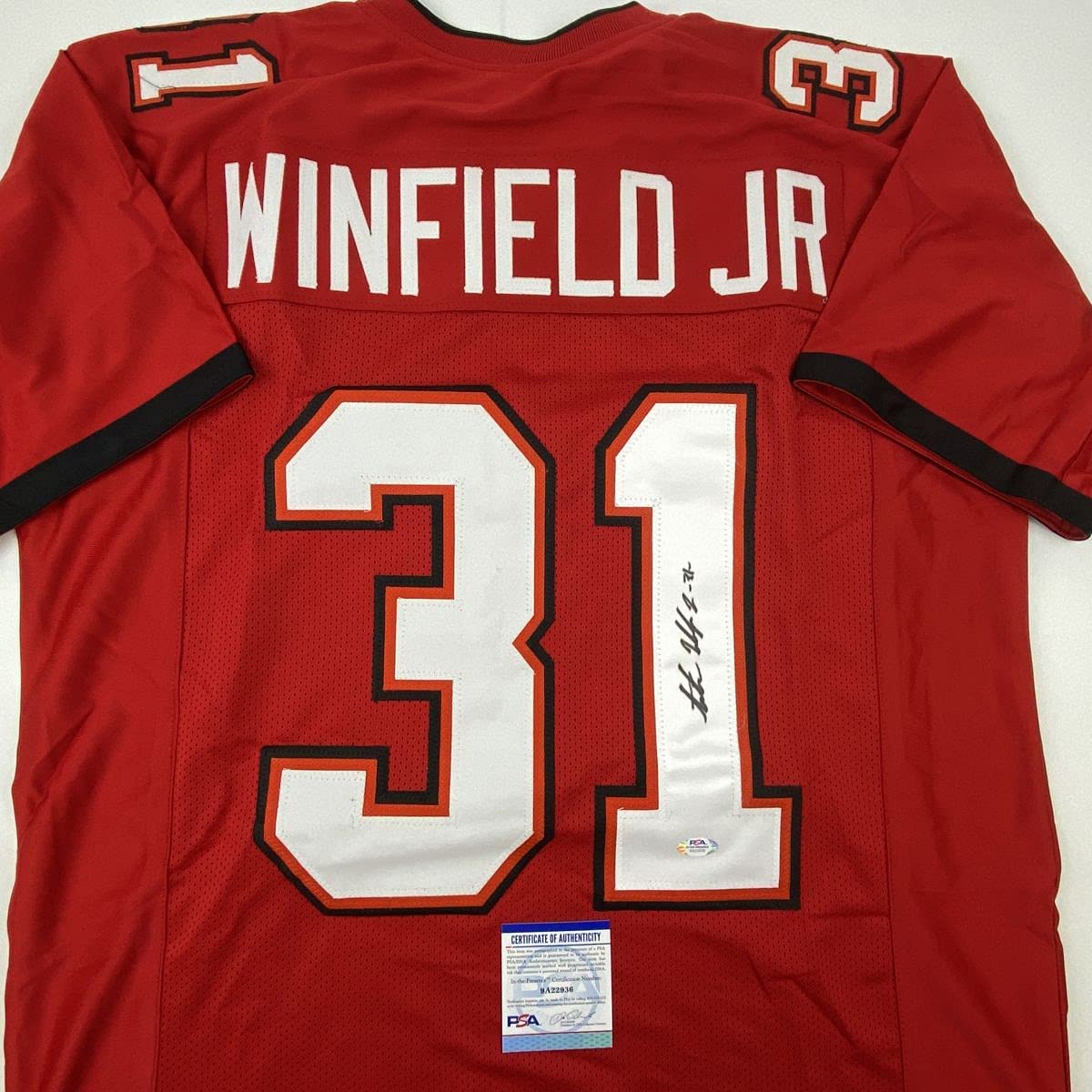 autographed-signed-antoine-winfield-jr-tampa-bay-red-football-jersey-psa-dna-coa