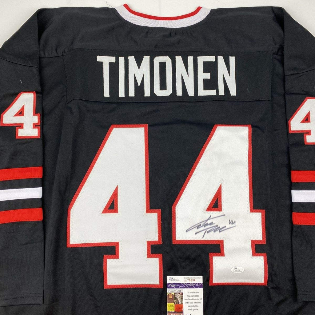 autographed-signed-kimmo-timonen-chicago-black-hockey-jersey-jsa-coa