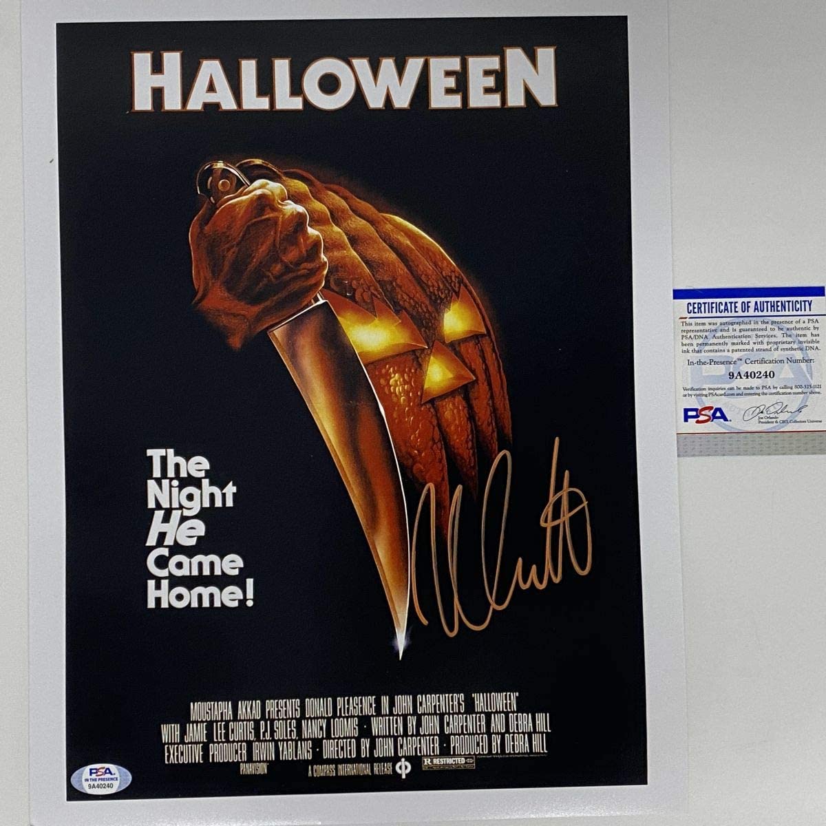 autographed-signed-nick-castle-michael-myers-halloween-11x14-movie-poster-photo-psa-dna-coa