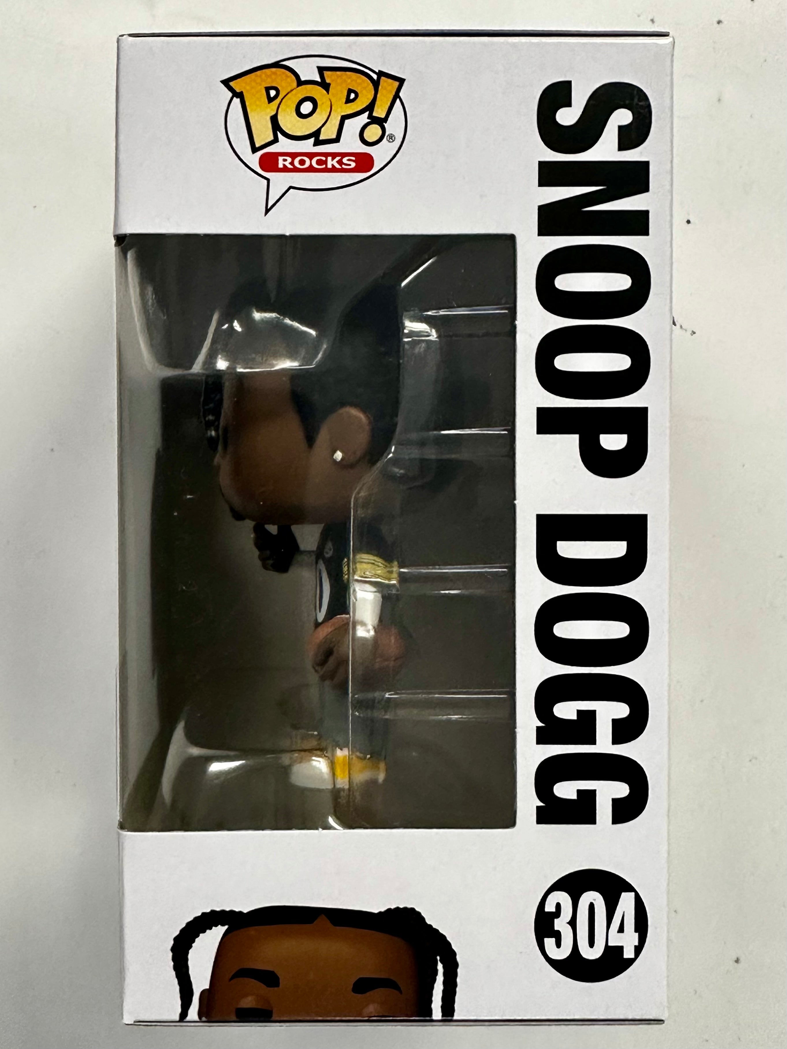 Funko Pop! Rocks Snoop Dogg (Steelers Black) #304 Dogg House 2022 LE 15000 Exclusive