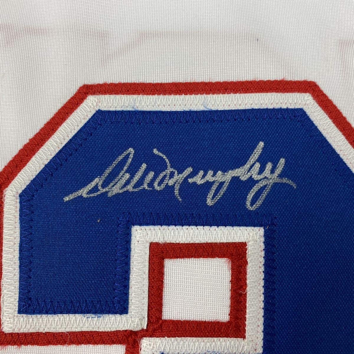 autographed-signed-dale-murphy-atlanta-white-baseball-jersey-psa-dna-coa