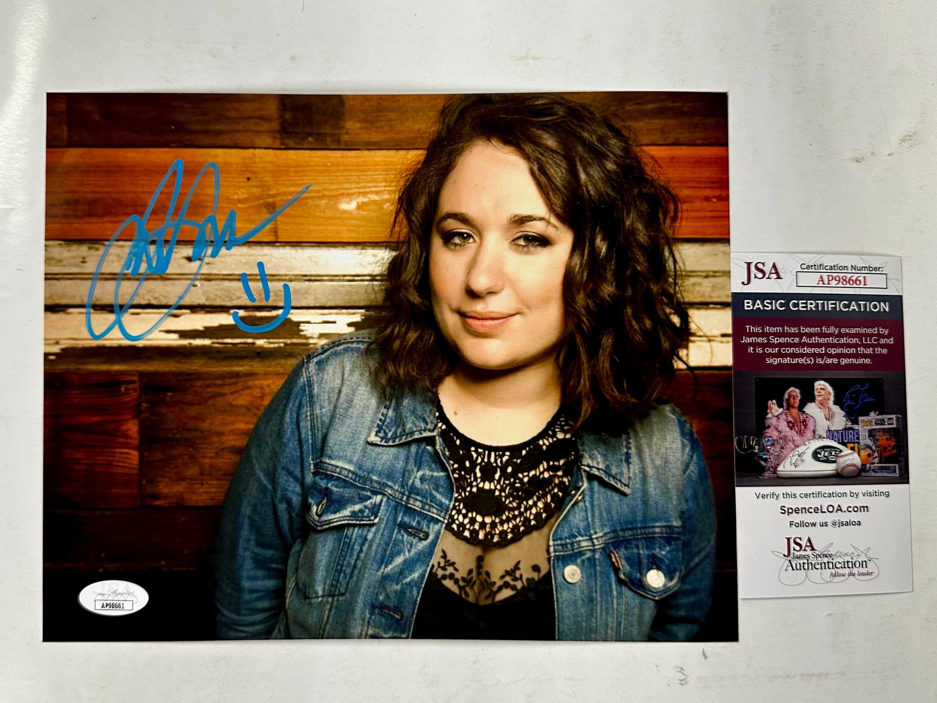 comedian-liza-treyger-signed-law-order-svu-podcast-8x10-photo-with-jsa-coa