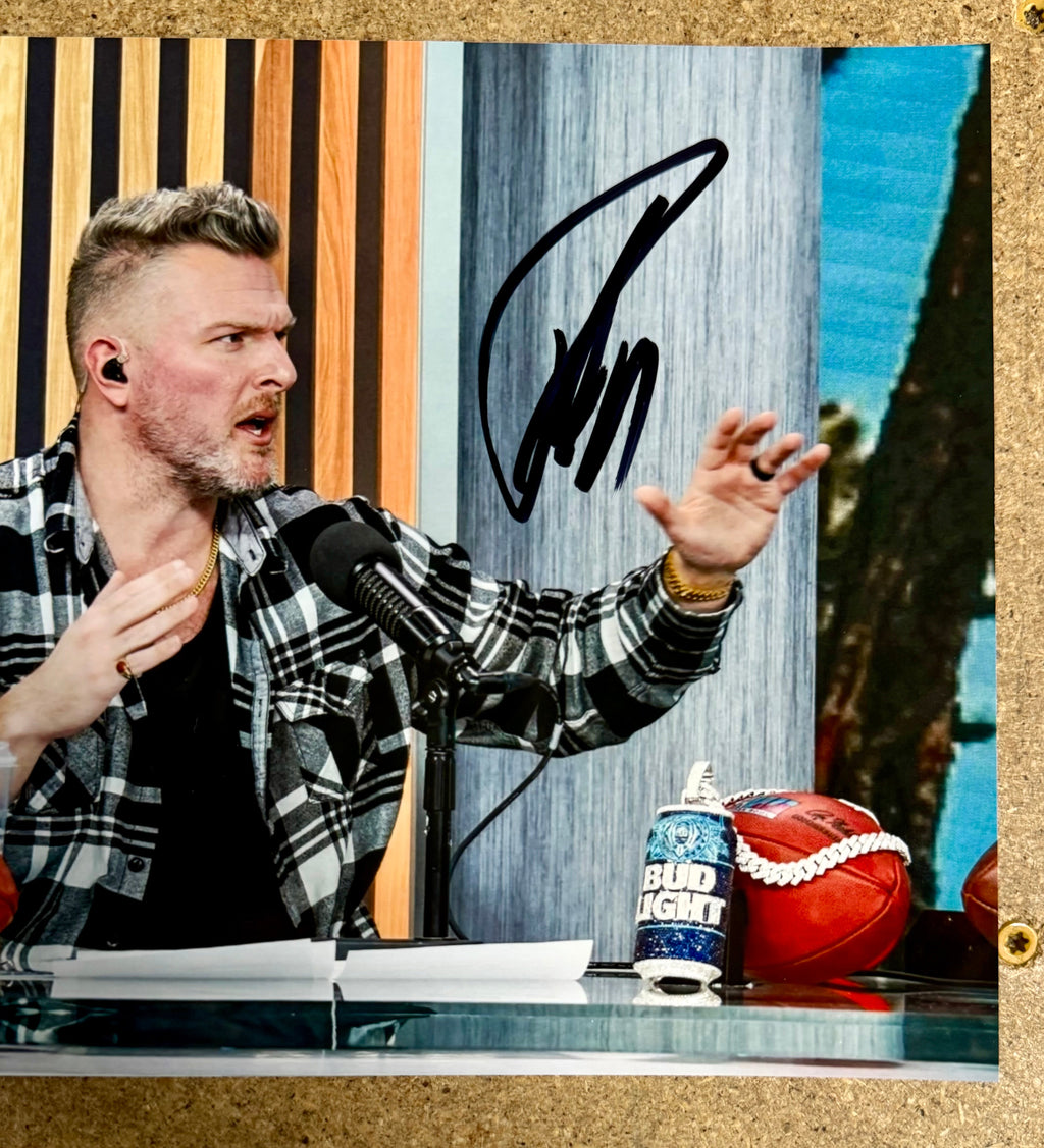 commentator-pat-mcafee-show-signed-wwe-8x10-photo-with-jsa-coa-2