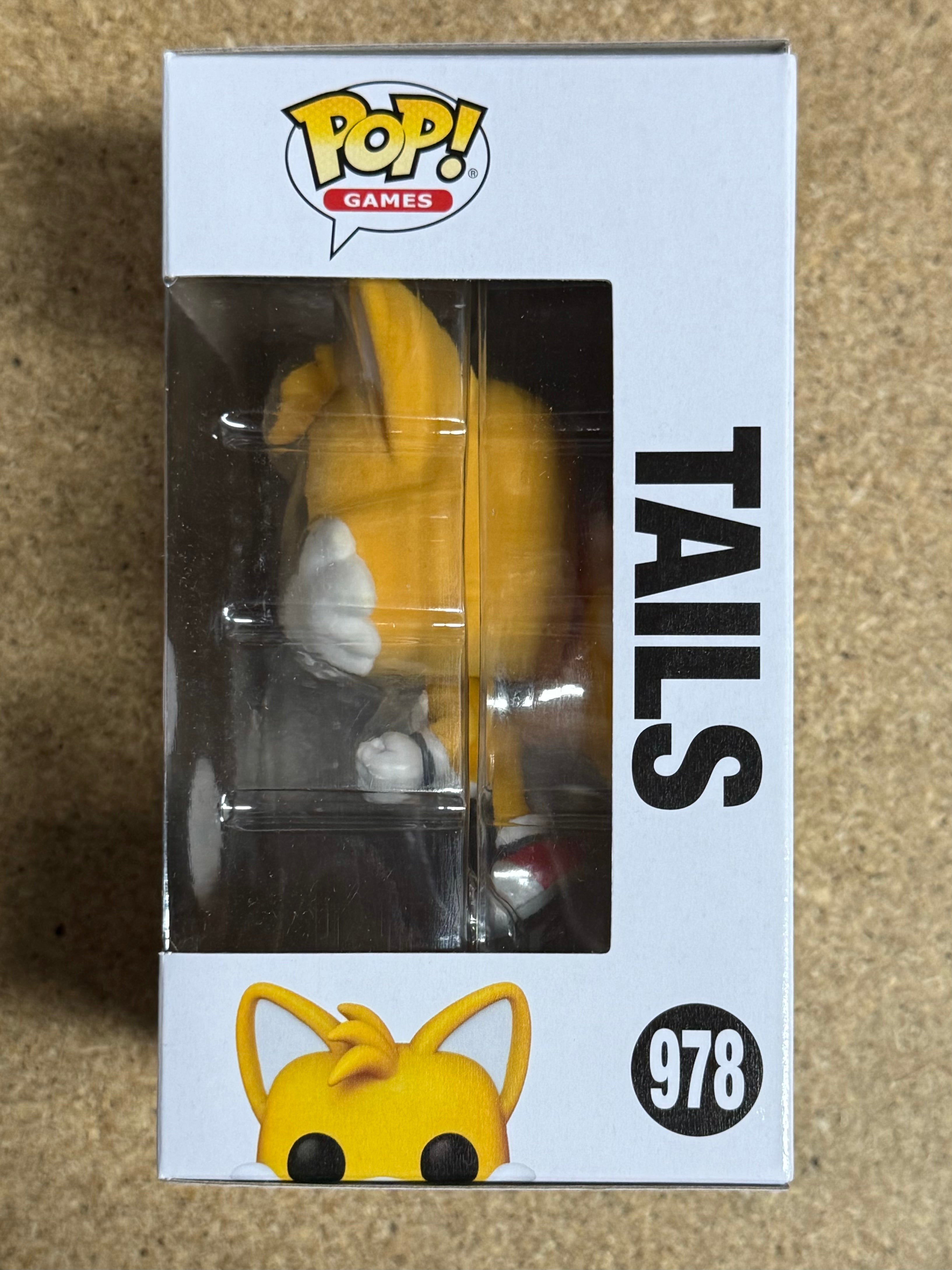 Funko Pop! Games Chase Flocked Flying Tails #978 Sonic The Hedgehog Specialty Series Exclusive