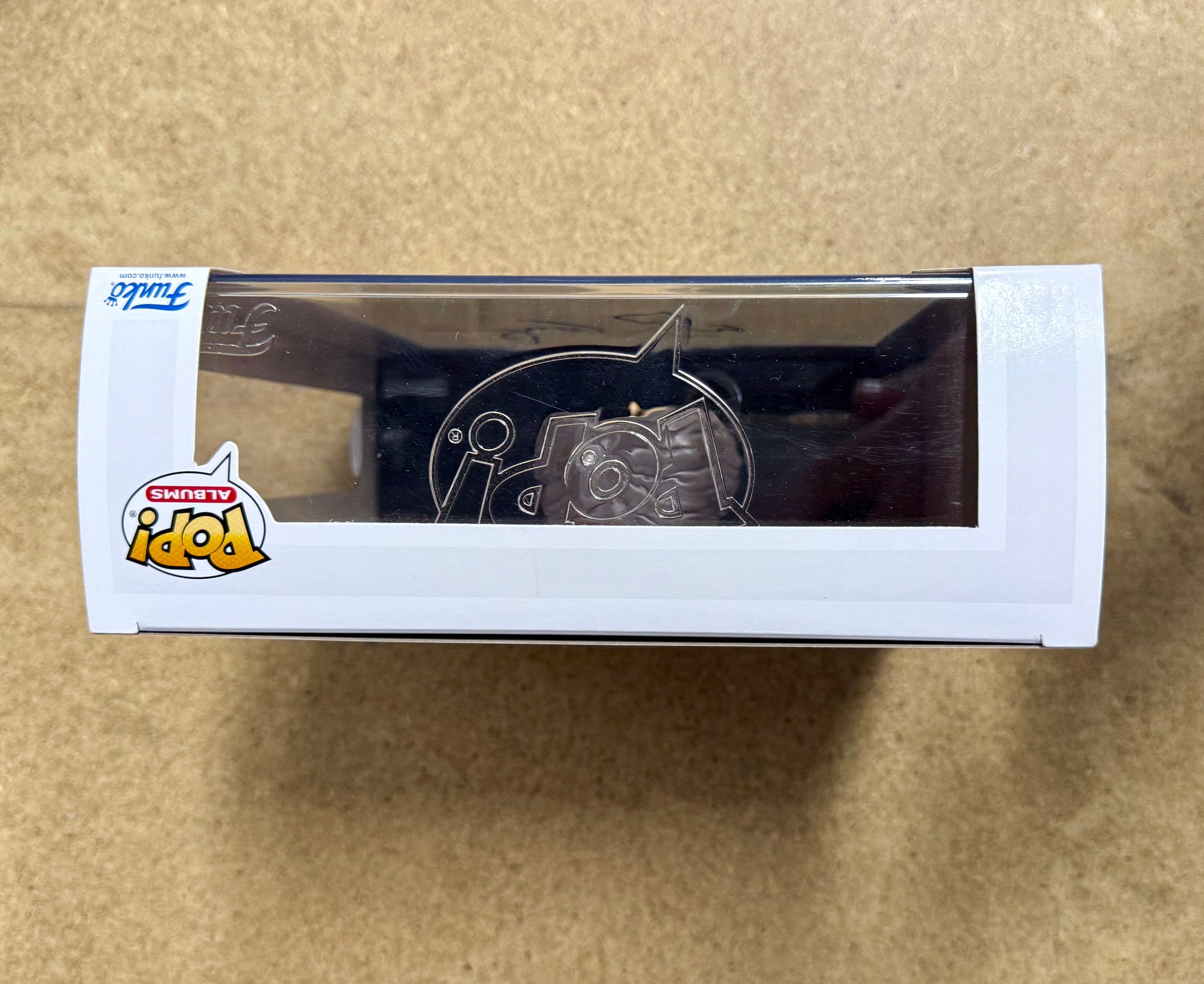 alice-cooper-signed-welcome-to-my-nightmare-funko-pop-albums-34-with-psa-coa