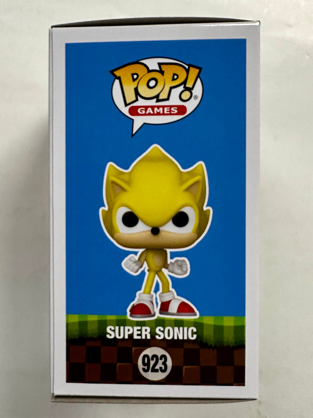 Funko Pop! Games Super Sonic The Hedgehog #923 Sega AAA Anime 2024 Exclusive