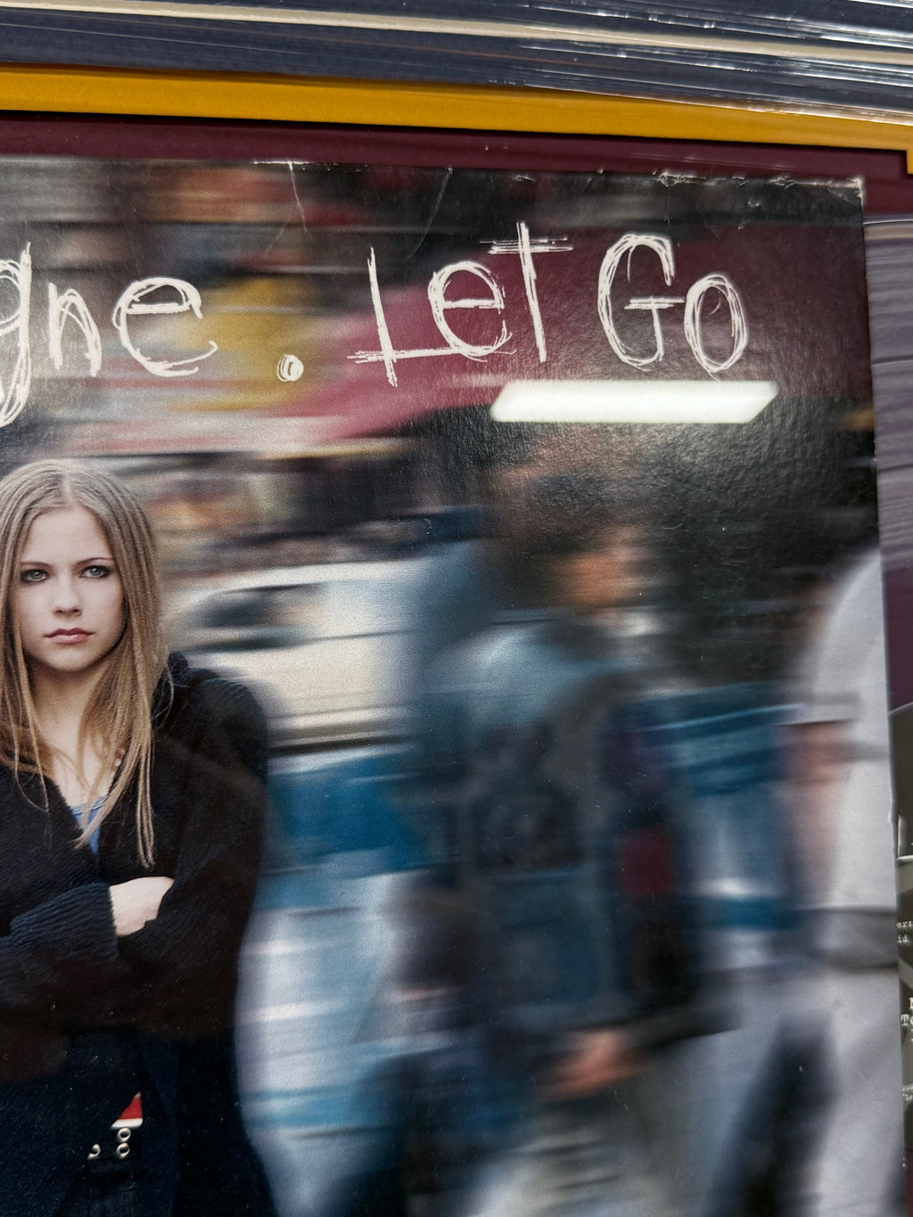 avril-lavigne-signed-custom-framed-let-go-limited-vinyl-with-psa-coa
