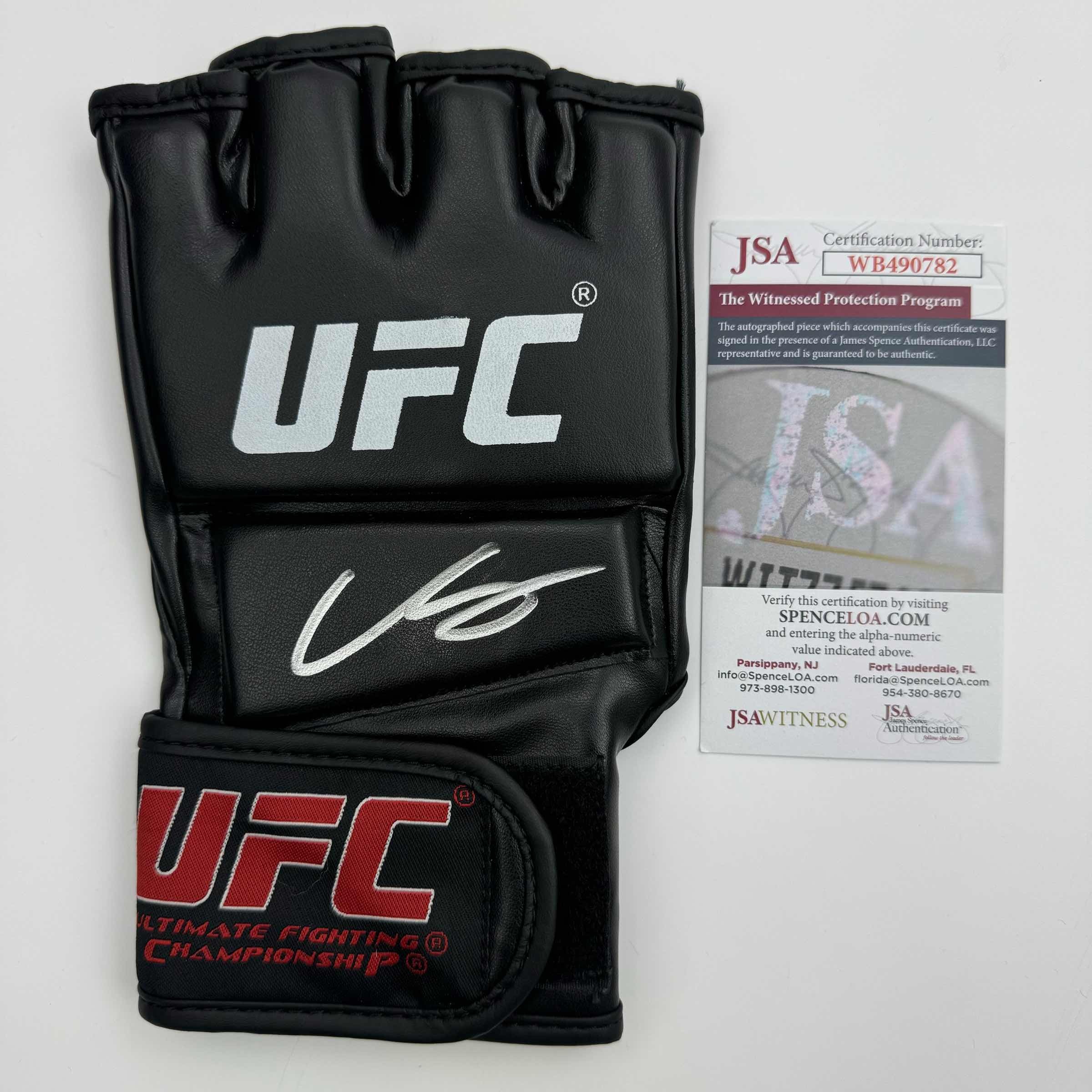 autographed-signed-corey-sandhagen-ufc-mma-ultimate-fighting-black-glove-jsa-coa