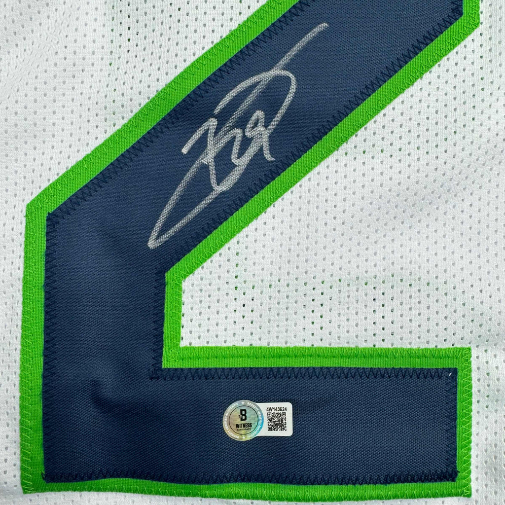 autographed-signed-earl-thomas-iii-seattle-white-football-jersey-beckett-bas-coa