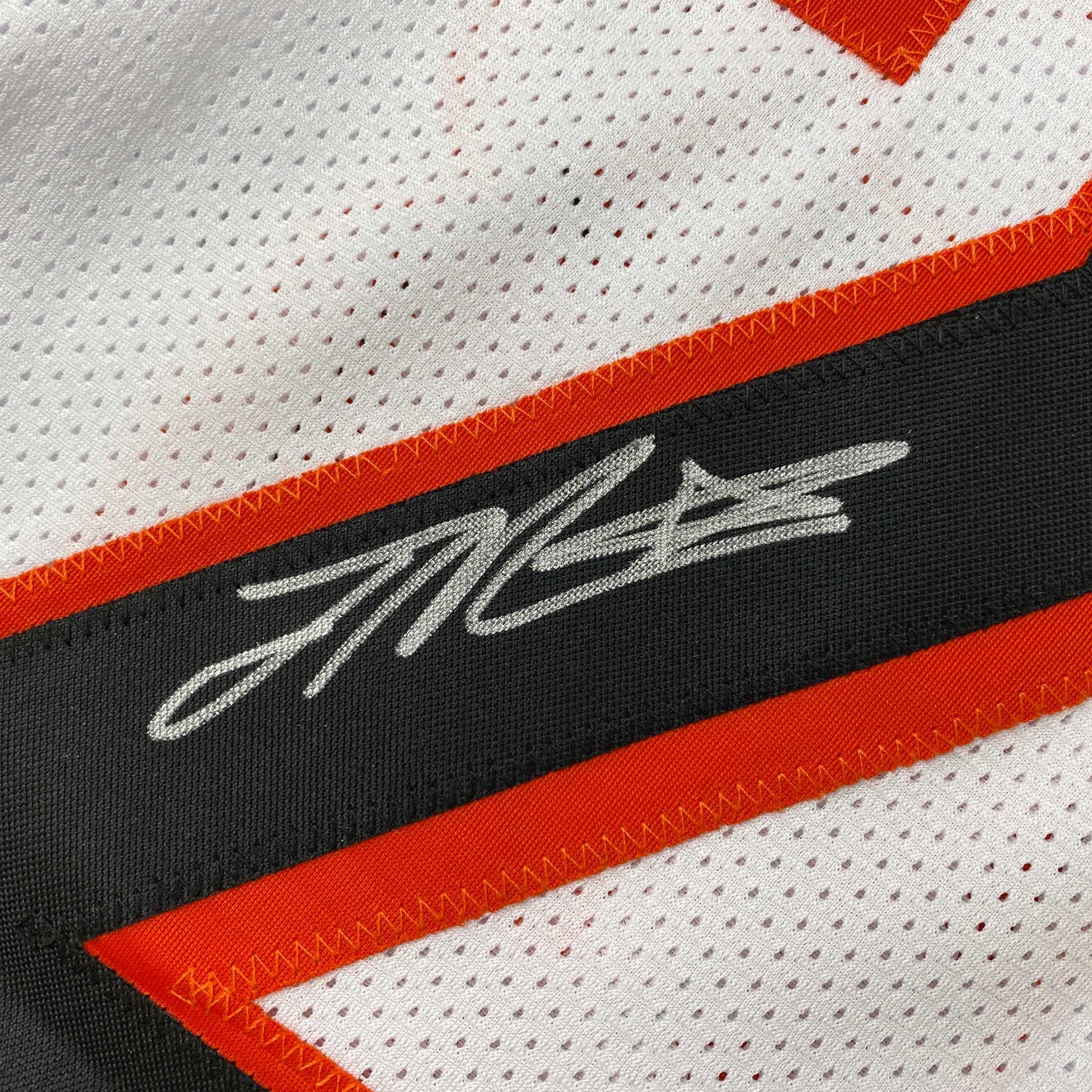 autographed-signed-joe-mixon-cincinnati-white-football-jersey-jsa-coa