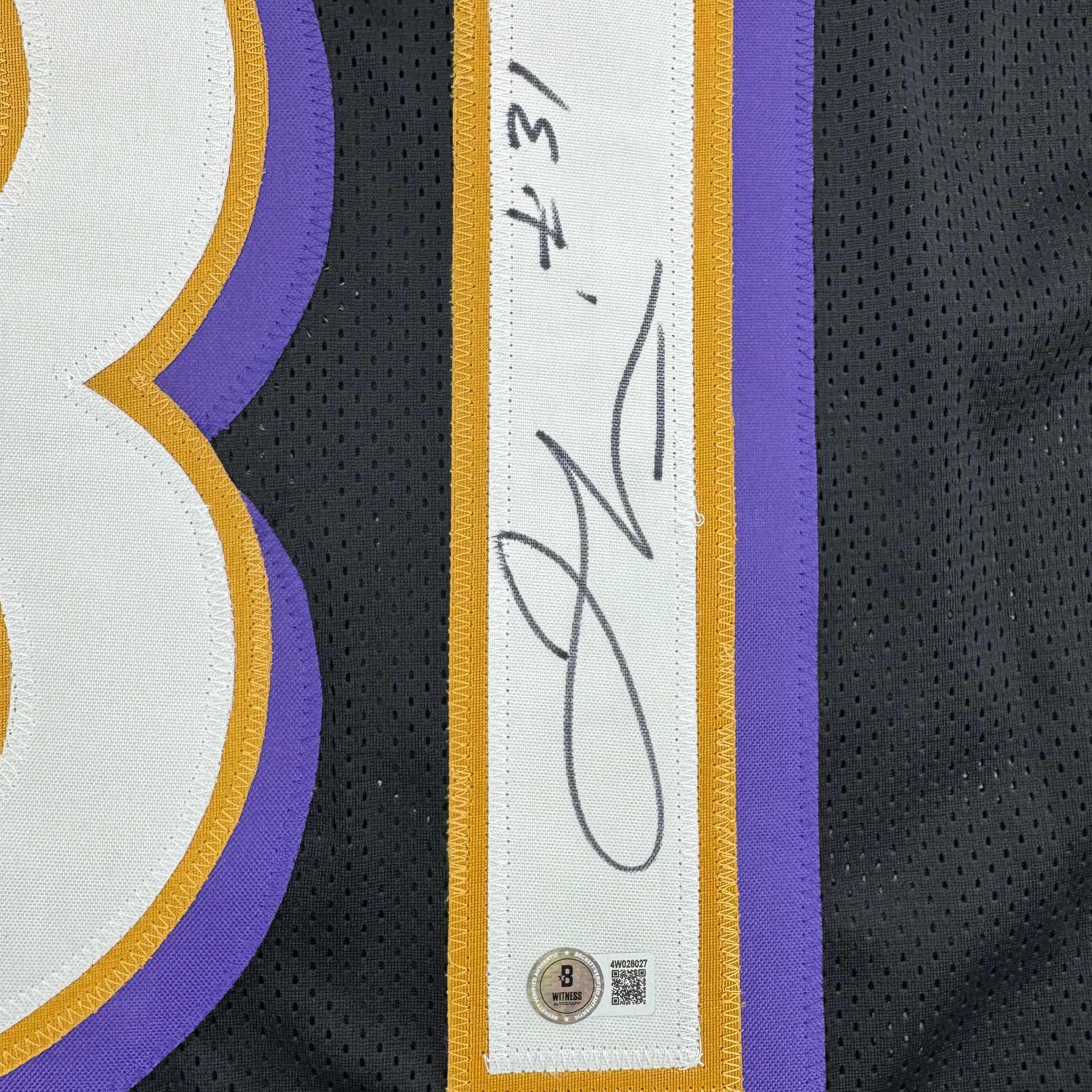 autographed-signed-jamal-lewis-baltimore-black-football-jersey-beckett-bas-coa