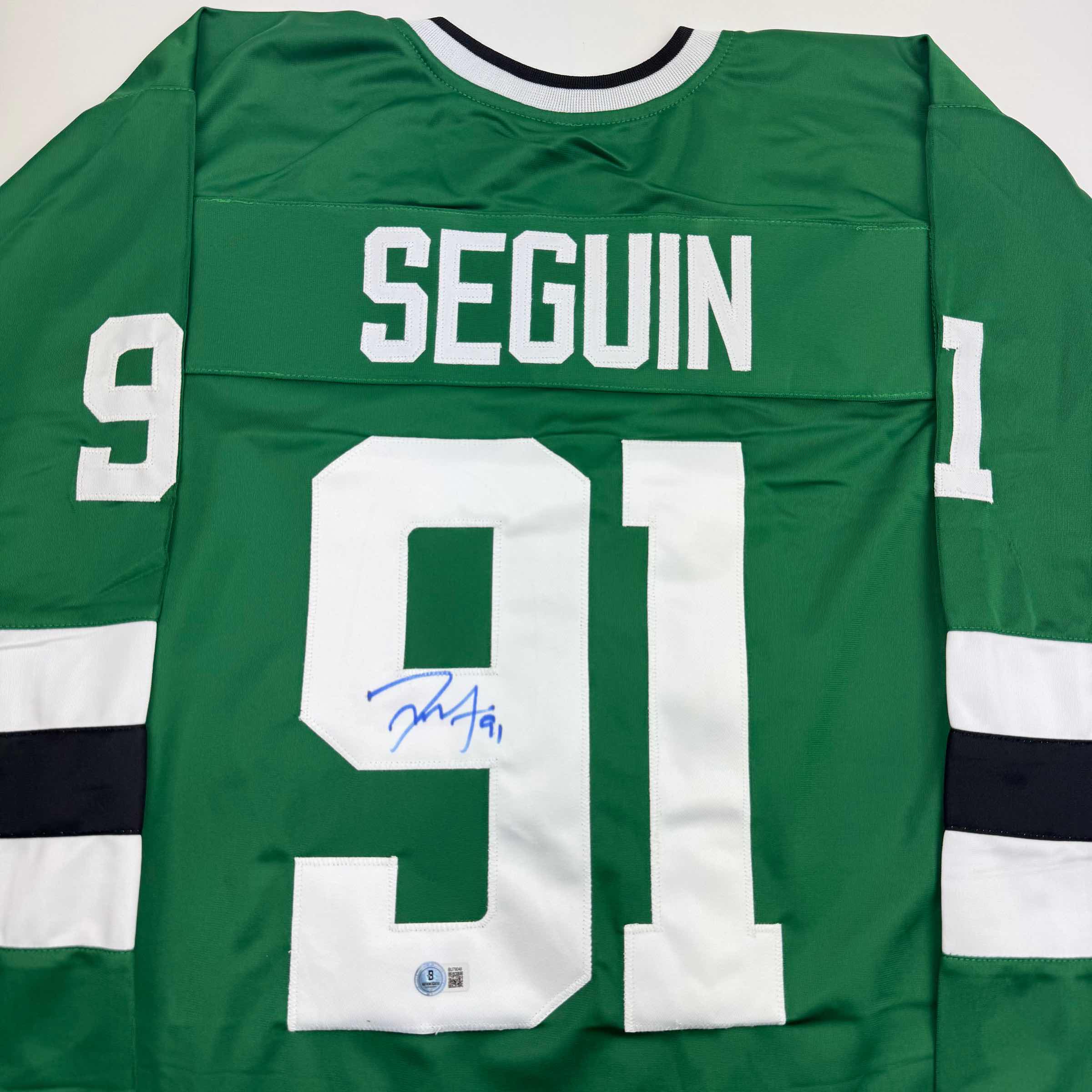 autographed-signed-tyler-seguin-dallas-green-hockey-jersey-beckett-bas-coa