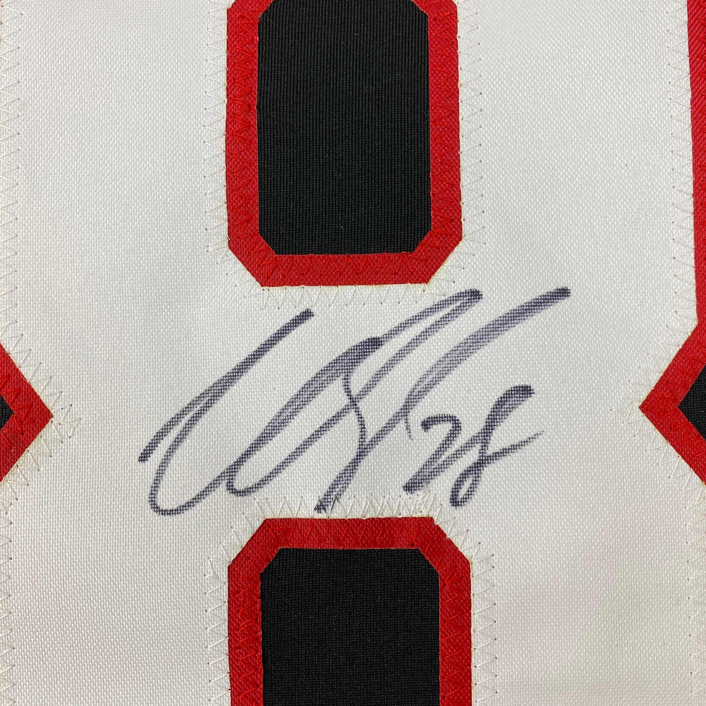 autographed-signed-claude-giroux-ottawa-black-hockey-jersey-psa-dna-coa