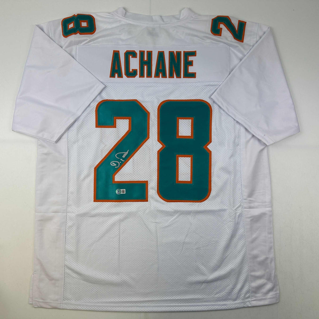 autographed-signed-devon-devon-achane-miami-white-football-jersey-beckett-bas-coa