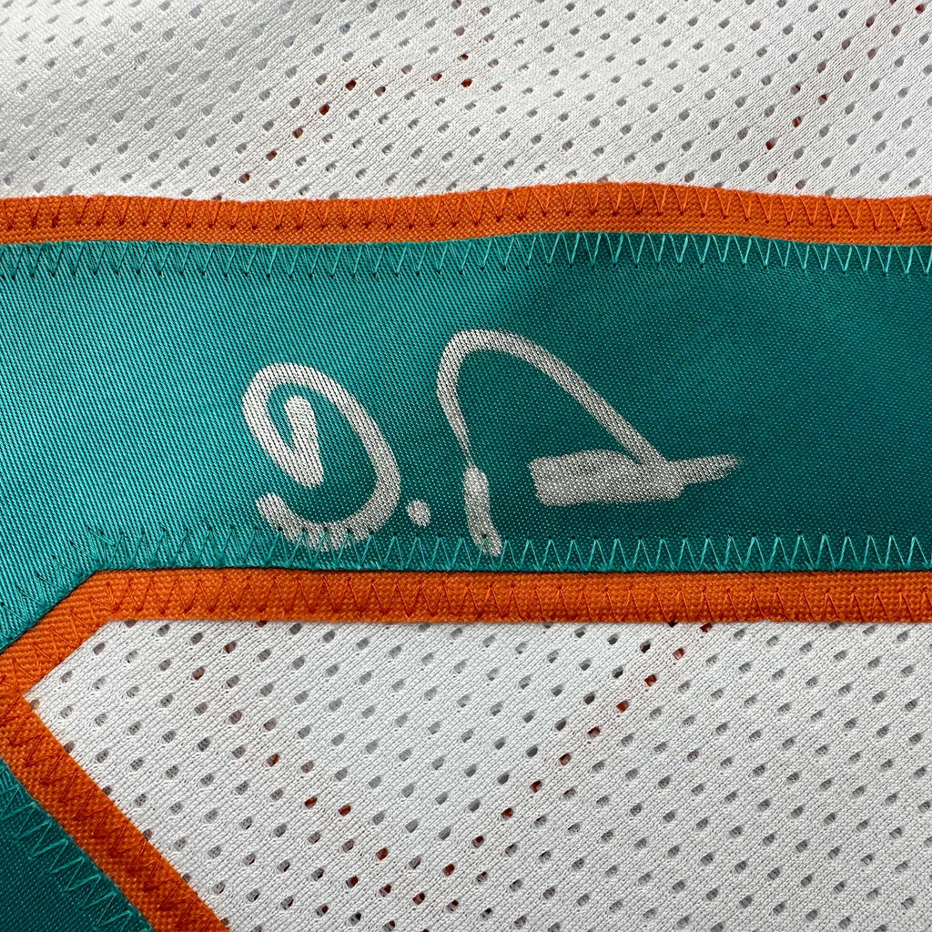 autographed-signed-devon-devon-achane-miami-white-football-jersey-beckett-bas-coa