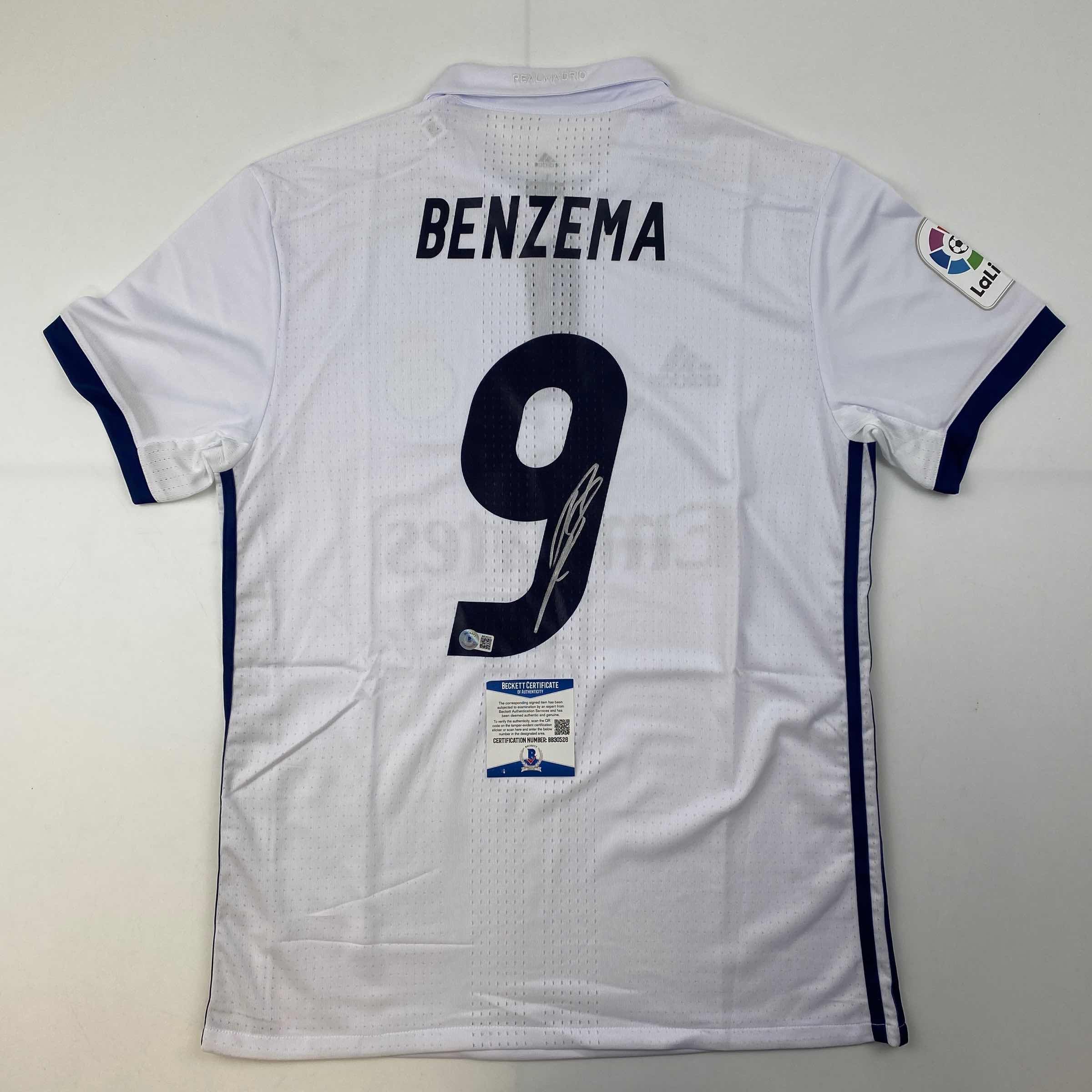 autographed-signed-karim-benzema-real-madrid-2016-17-white-soccer-jersey-beckett-bas-coa