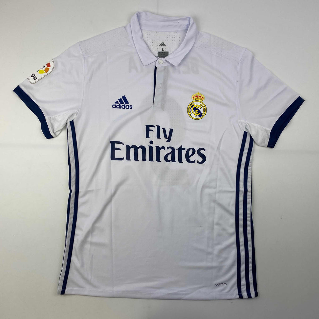 autographed-signed-karim-benzema-real-madrid-2016-17-white-soccer-jersey-beckett-bas-coa