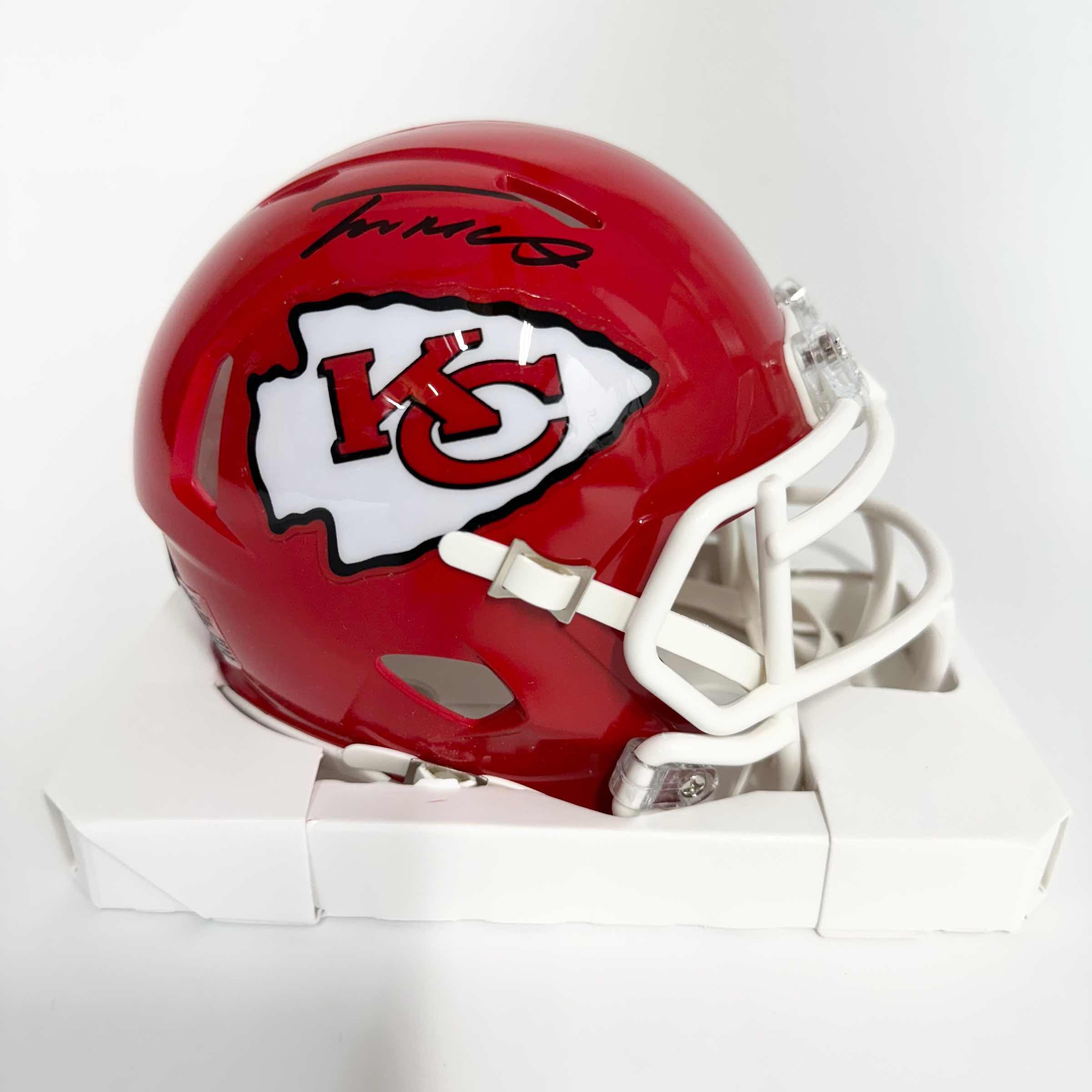 autographed-signed-trent-mcduffie-kansas-city-chiefs-red-mini-football-helmet-beckett-bas-coa