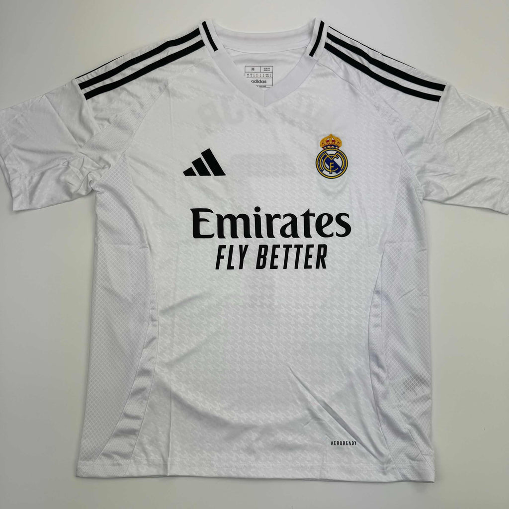 autographed-signed-vini-vinicius-jr-7-real-madrid-white-soccer-jersey-beckett-bas-coa