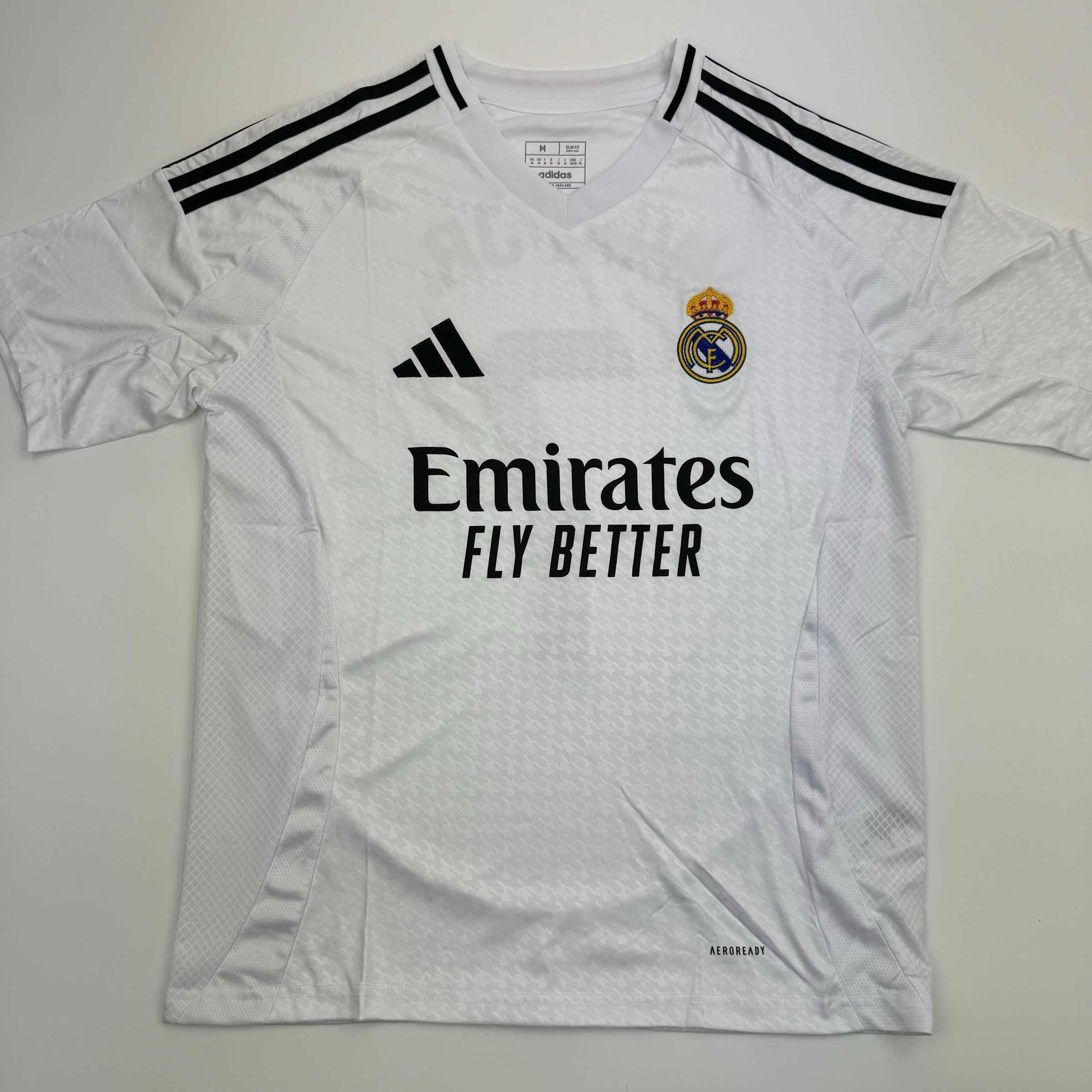 autographed-signed-vini-vinicius-jr-7-real-madrid-white-soccer-jersey-beckett-bas-coa
