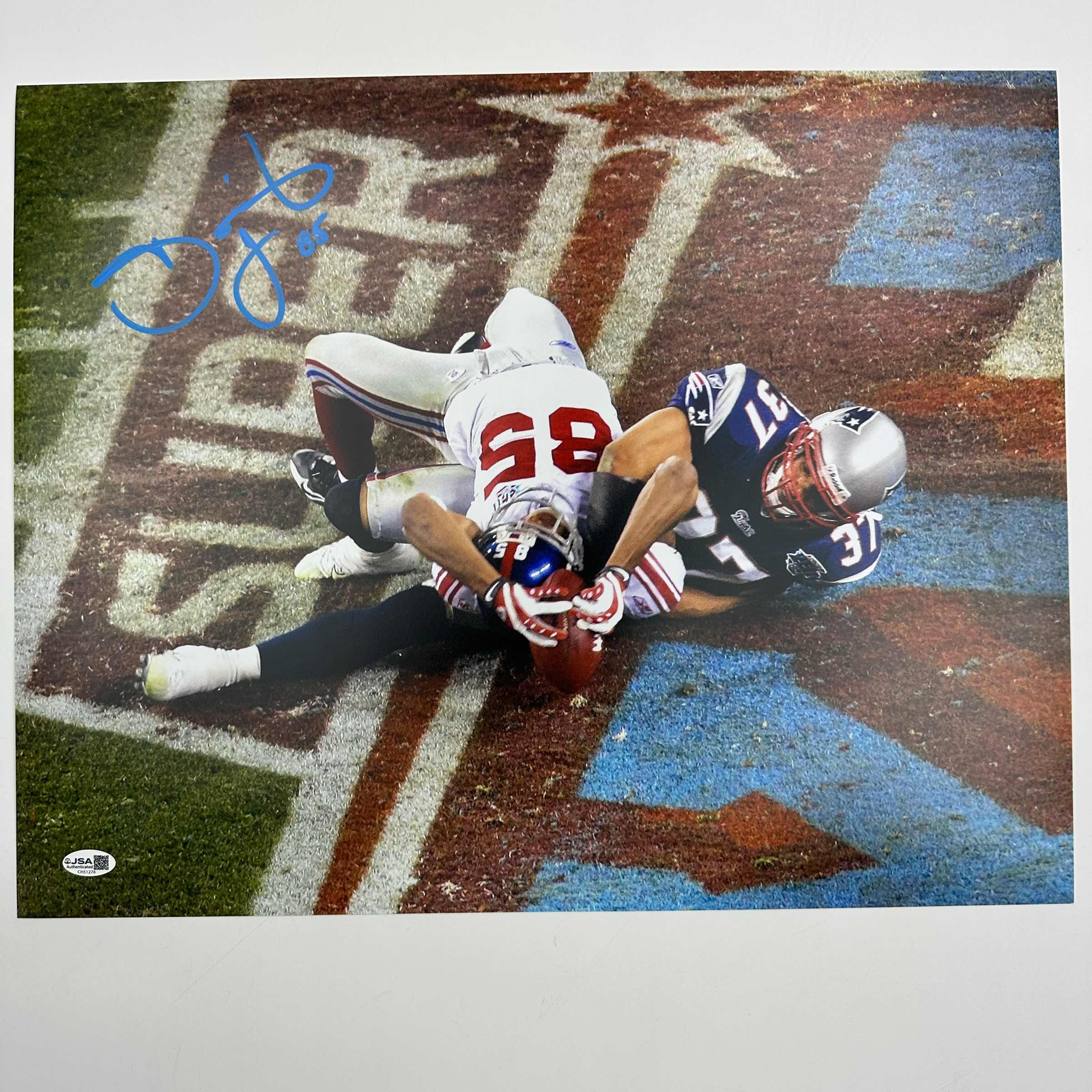 autographed-signed-david-tyree-the-catch-super-bowl-xlii-new-york-giants-16x20-football-photo-jsa-coa