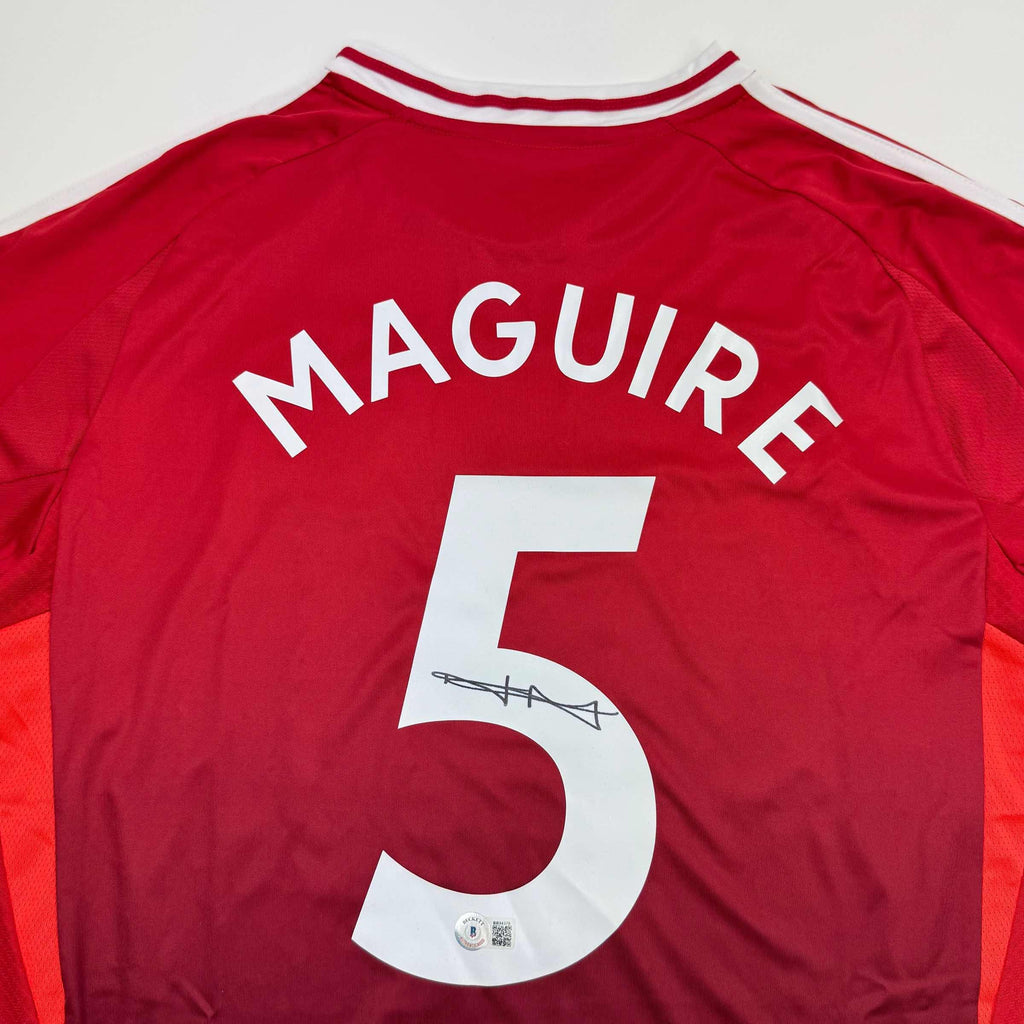 autographed-signed-harry-maguire-manchester-united-red-soccer-jersey-beckett-bas-coa-1