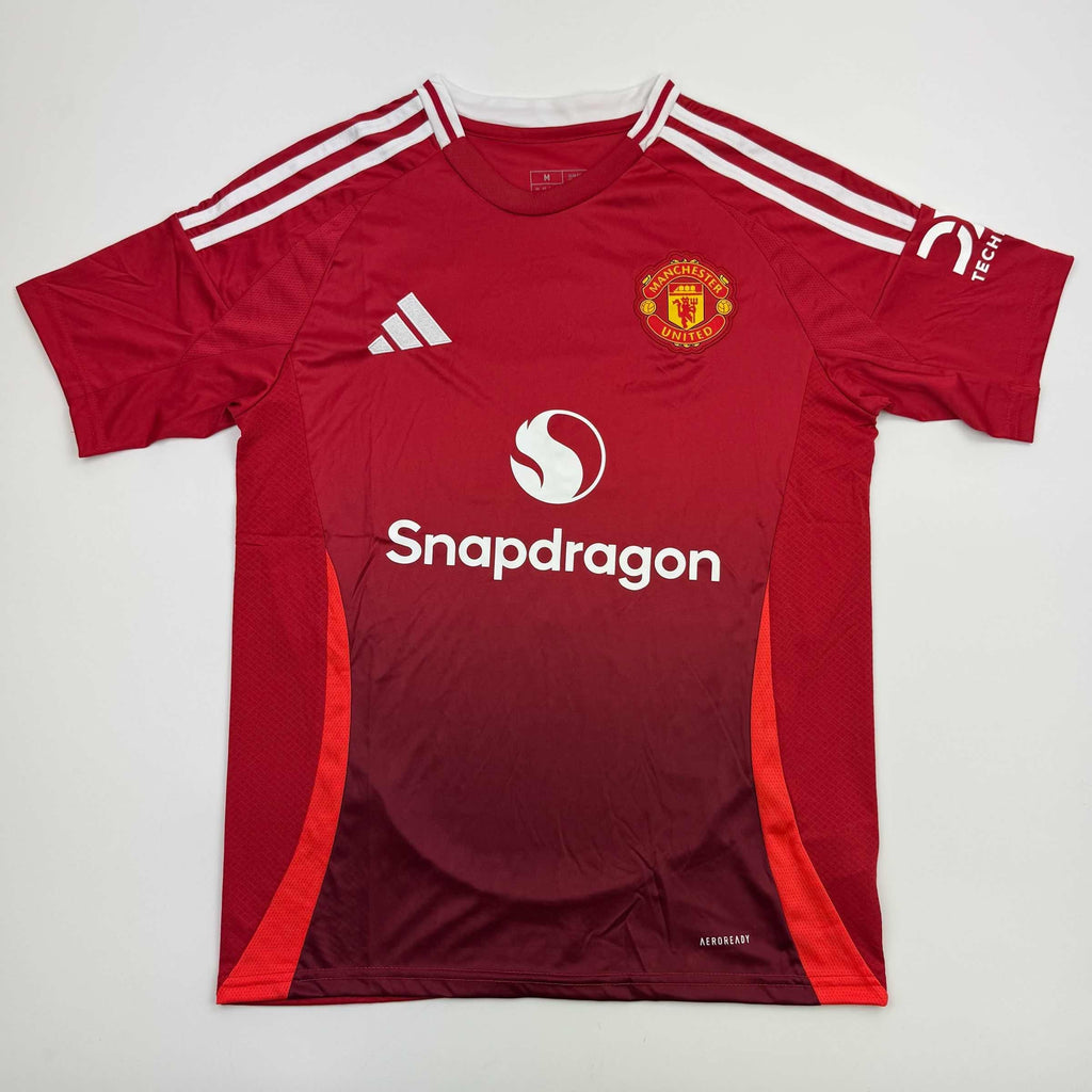 autographed-signed-harry-maguire-manchester-united-red-soccer-jersey-beckett-bas-coa-1