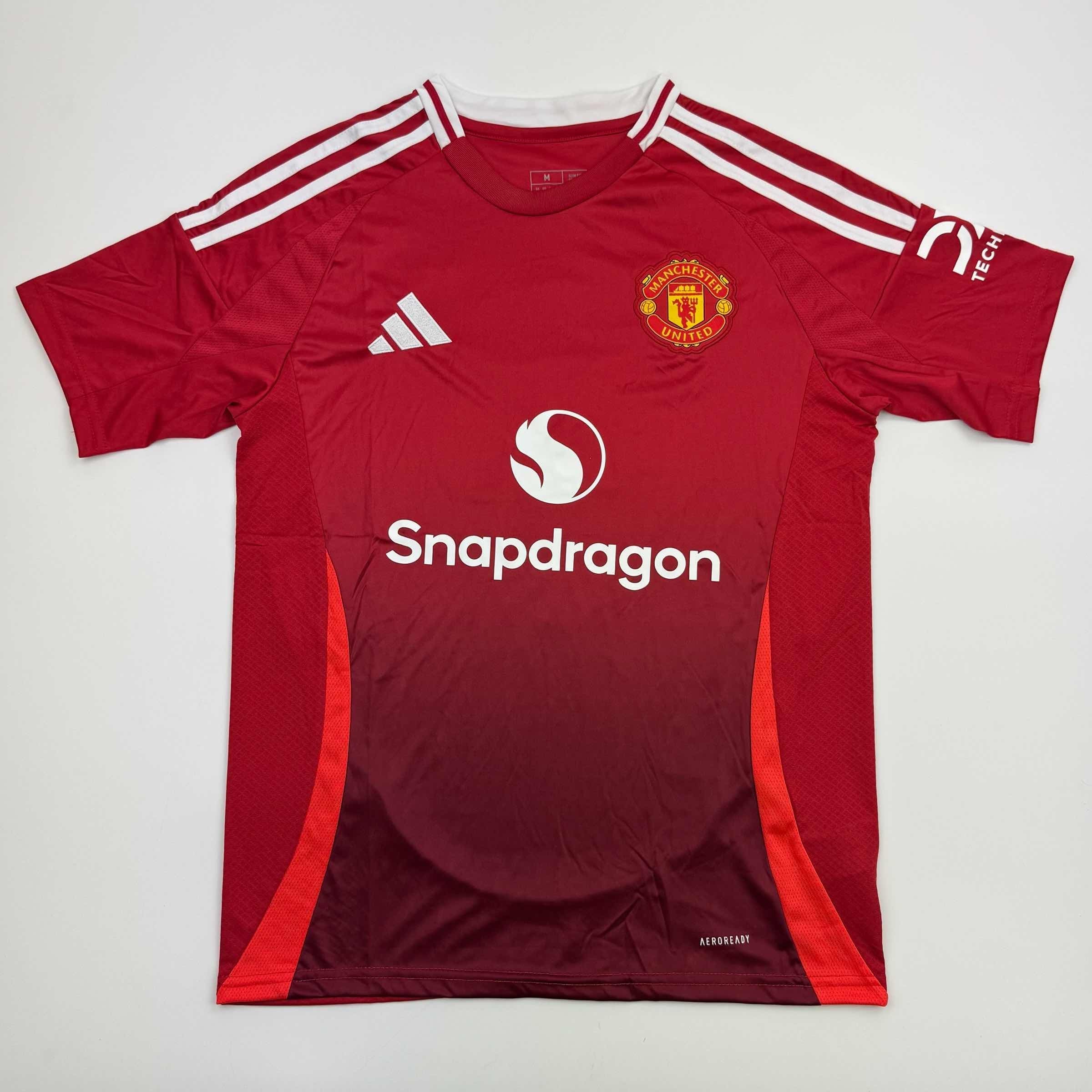 autographed-signed-harry-maguire-manchester-united-red-soccer-jersey-beckett-bas-coa-1