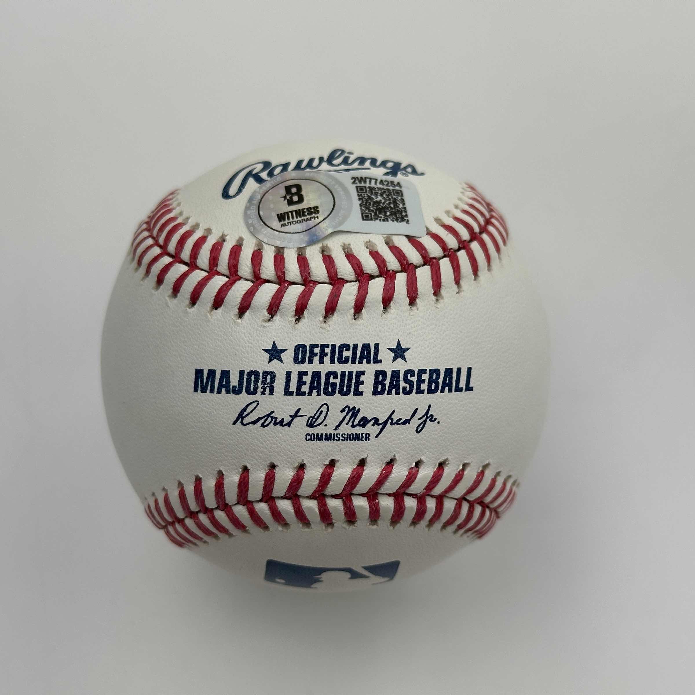 autographed-signed-ferguson-fergie-jenkins-rawlings-official-major-league-baseball-roml-beckett-bas-coa