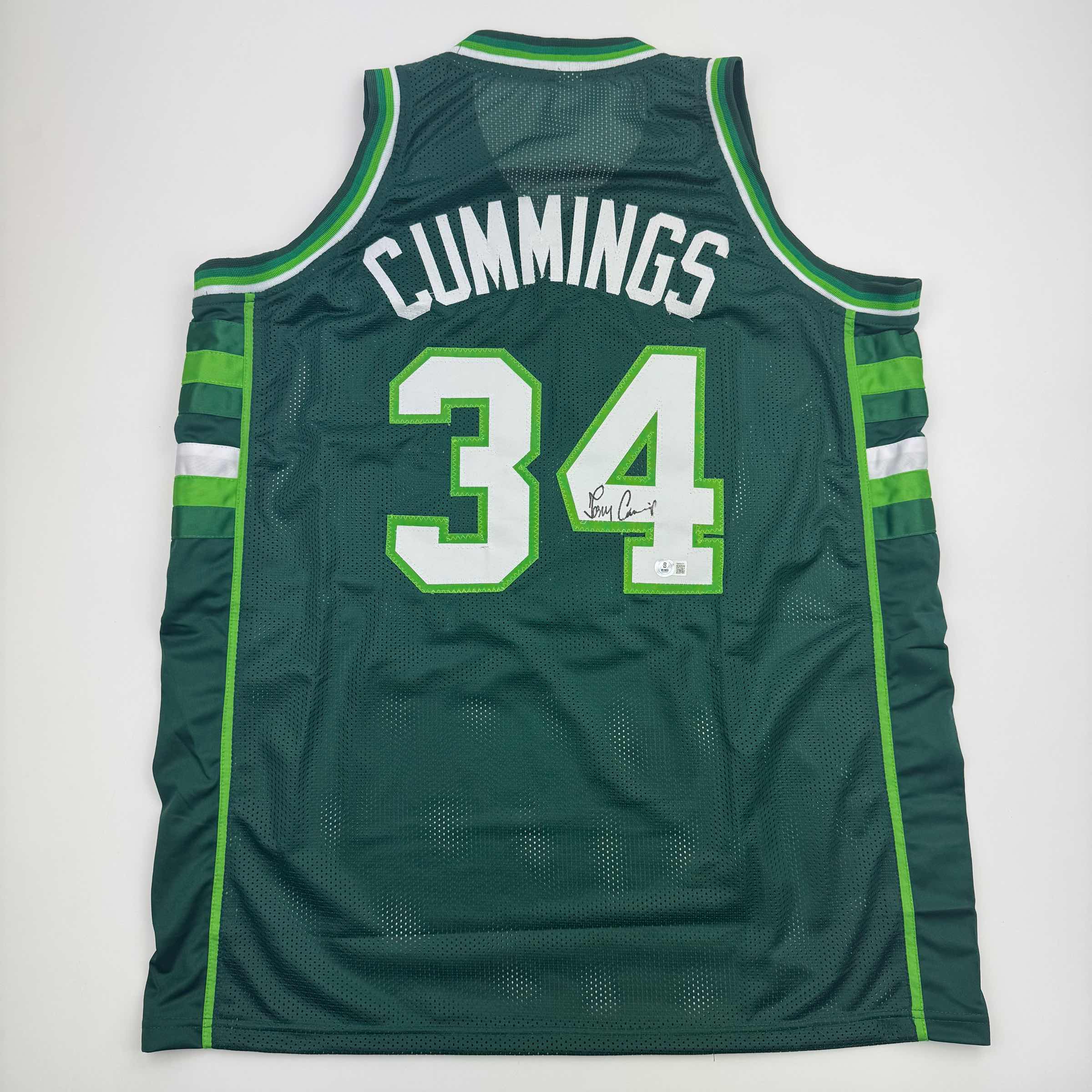 autographed-signed-terry-cummings-milwaukee-green-basketball-jersey-beckett-bas-coa