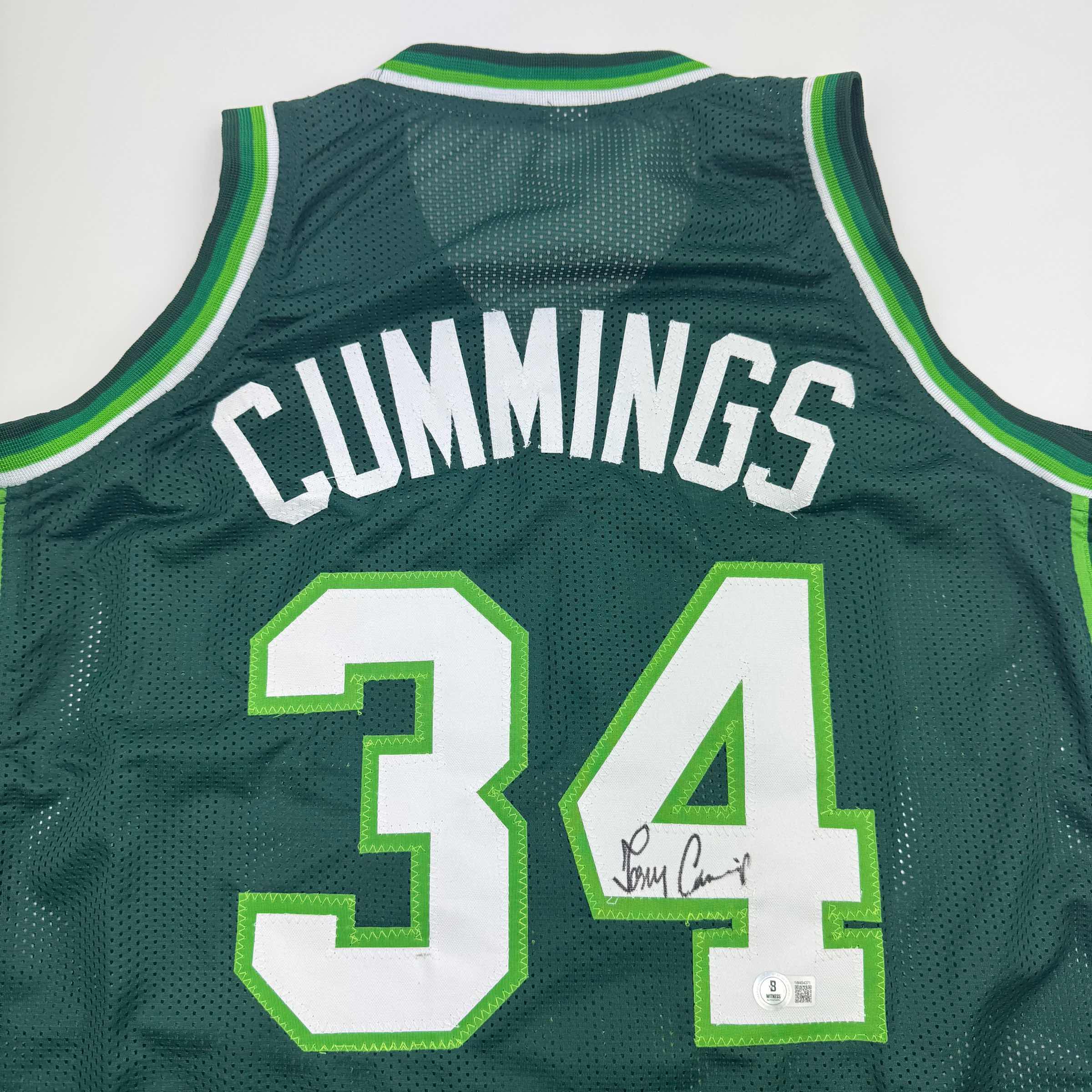 autographed-signed-terry-cummings-milwaukee-green-basketball-jersey-beckett-bas-coa