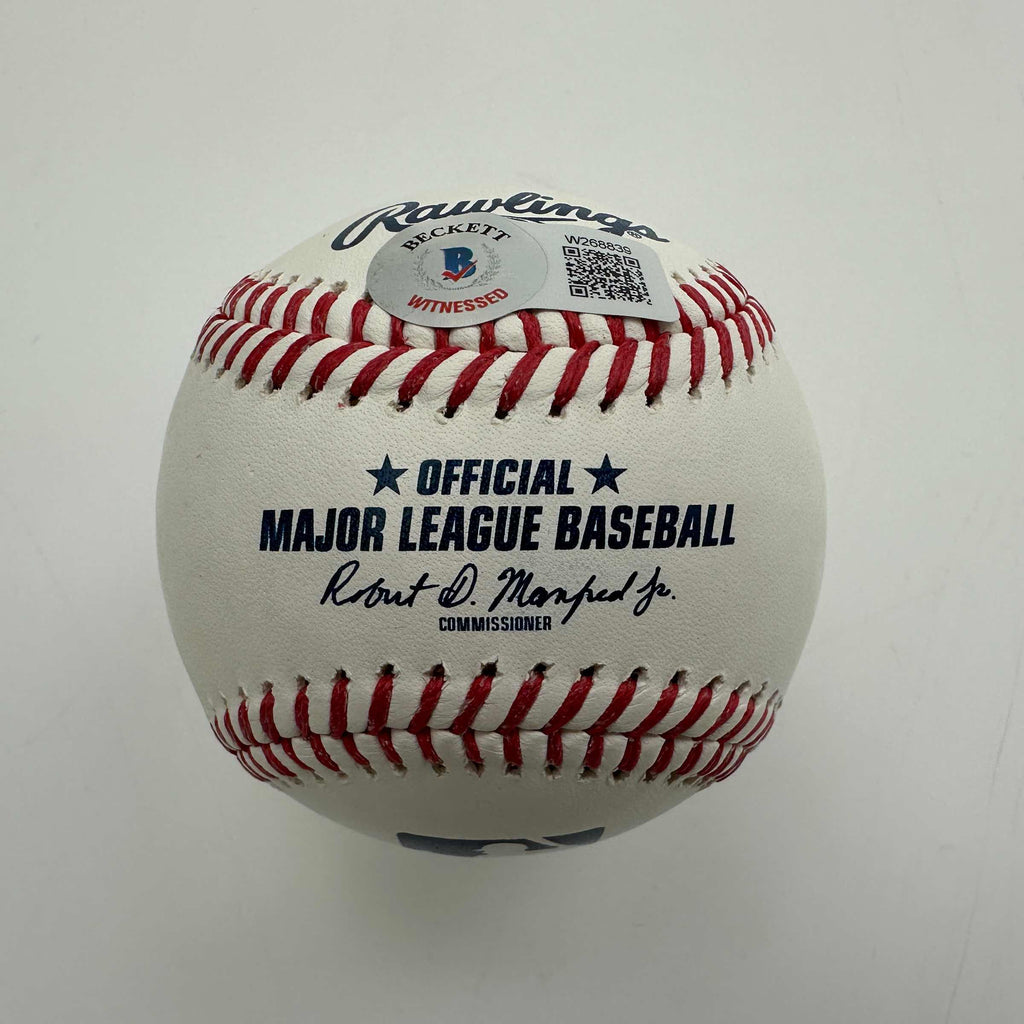 autographed-signed-yadier-molina-rawlings-official-major-league-baseball-roml-beckett-bas-coa