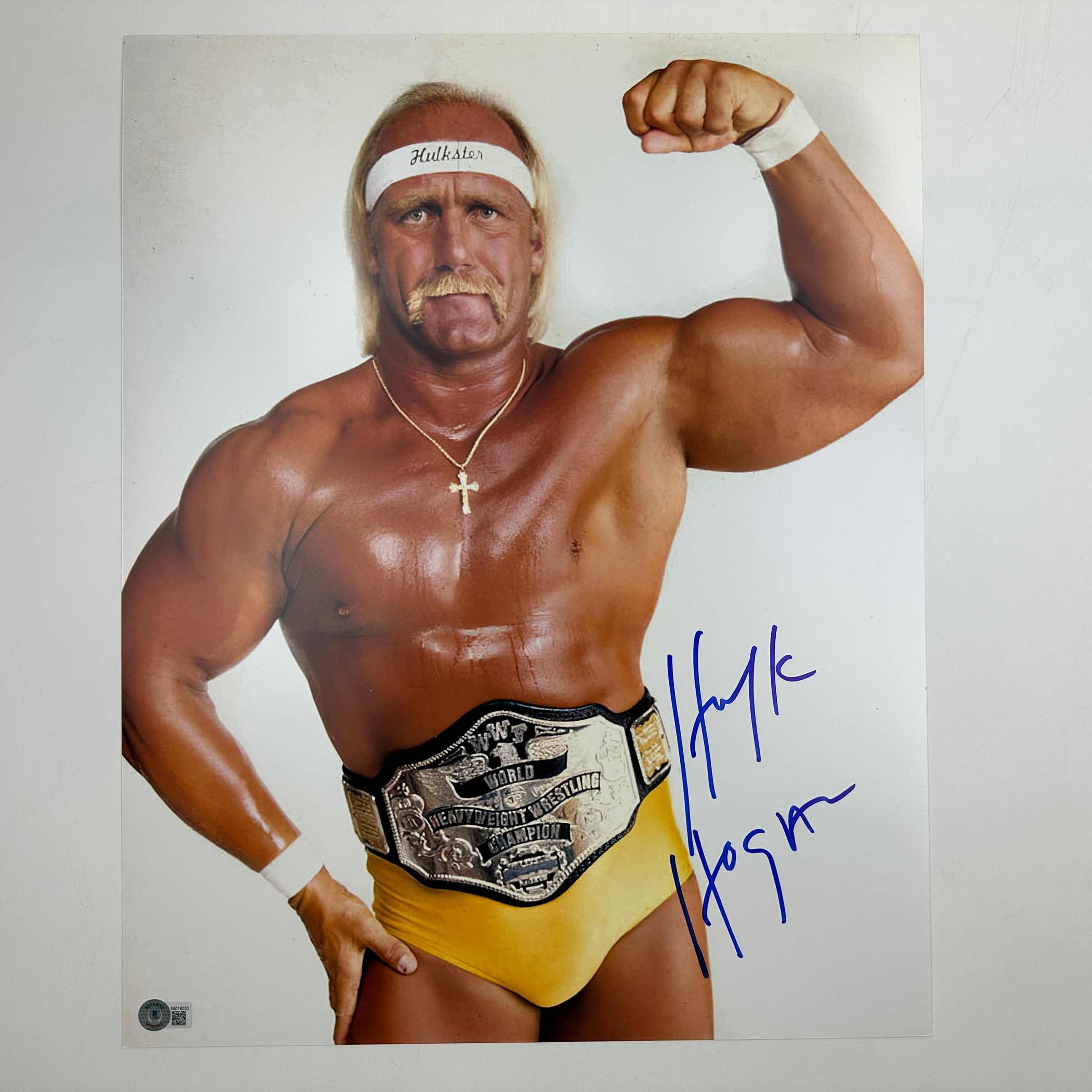 autographed-signed-hulk-hogan-16x20-wwe-wwf-hulkamania-wrestling-photo-beckett-bas-coa-5