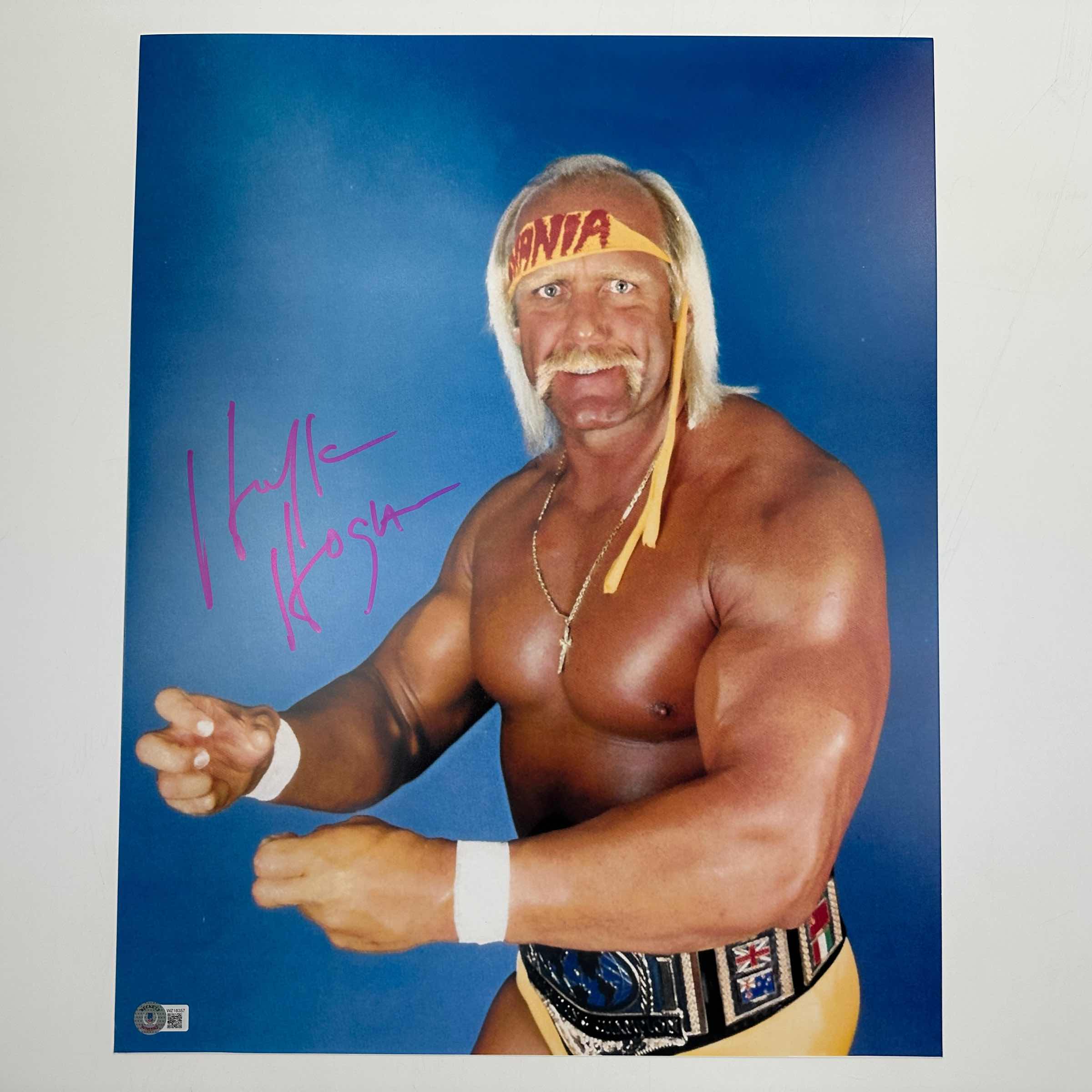 autographed-signed-hulk-hogan-16x20-wwe-wwf-hulkamania-wrestling-photo-beckett-bas-coa-8