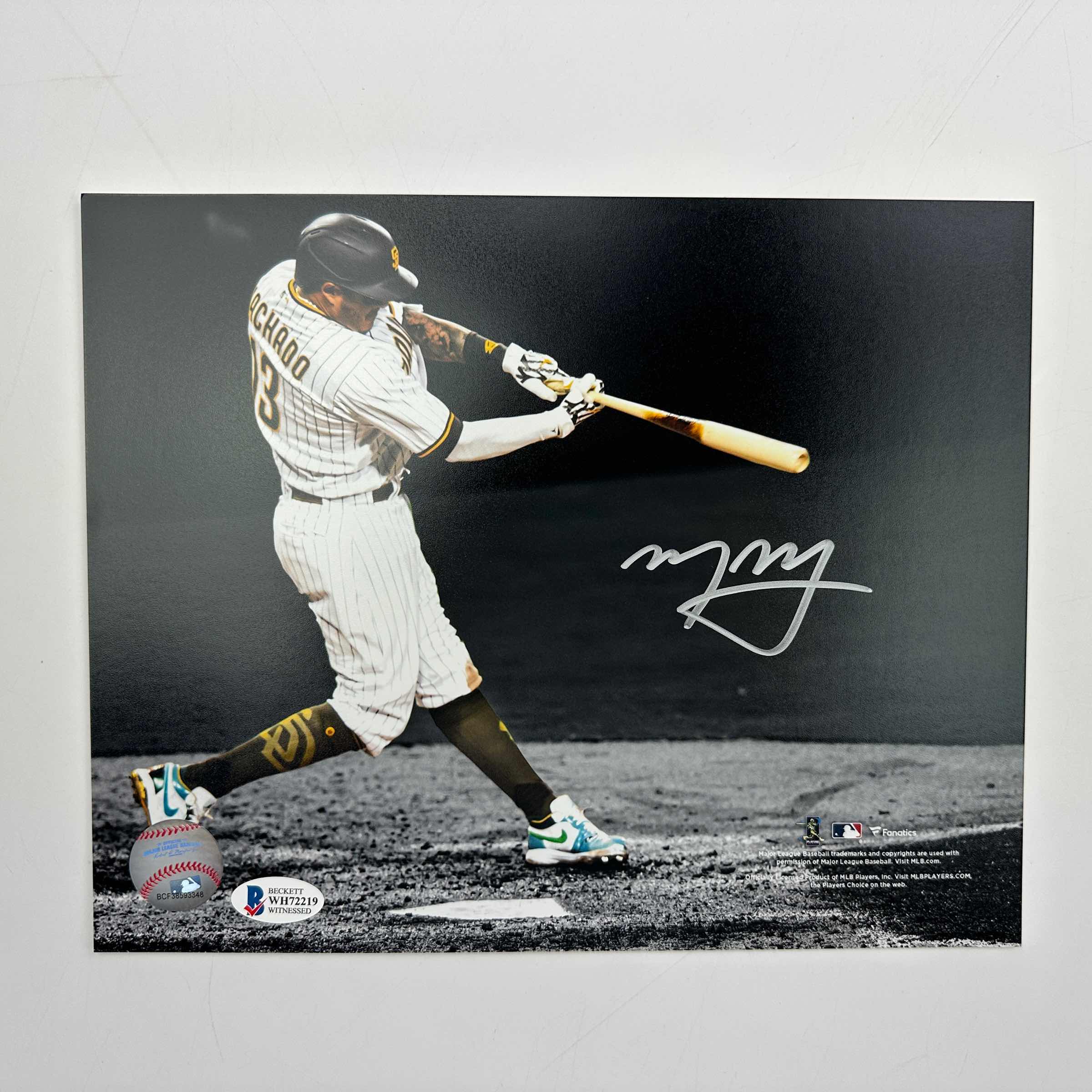 autographed-signed-manny-machado-san-diego-padres-8x10-baseball-photo-beckett-bas-coa